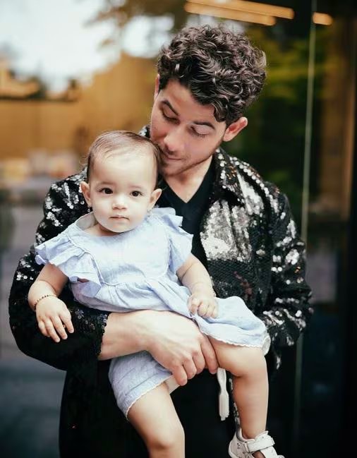 Nick Jonas admitió que llora cuando ve