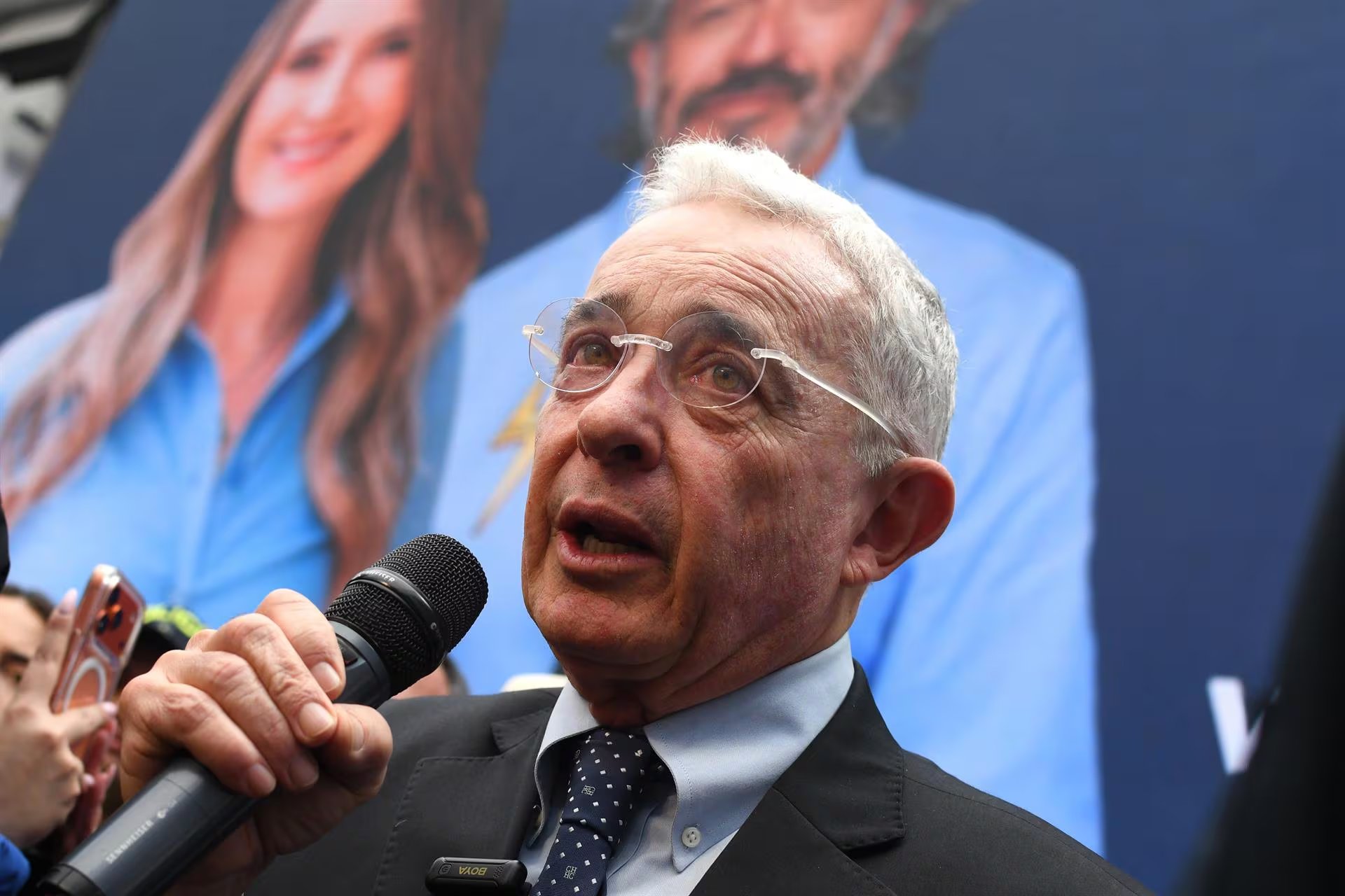 Gustavo Petro sorprende al reconocer admiración por Álvaro Uribe Vélez, su principal opositor político en Colombia - crédito Europa Press