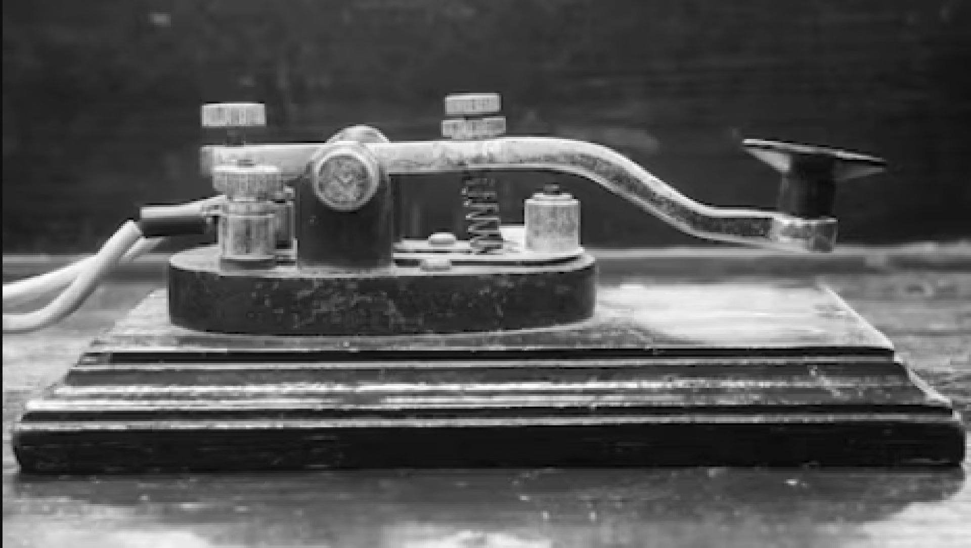 La innovación de Samuel Morse revolucionó las comunicaciones, permitiendo por primera vez transmitir mensajes de forma rápida y eficiente entre ciudades y países (El País)