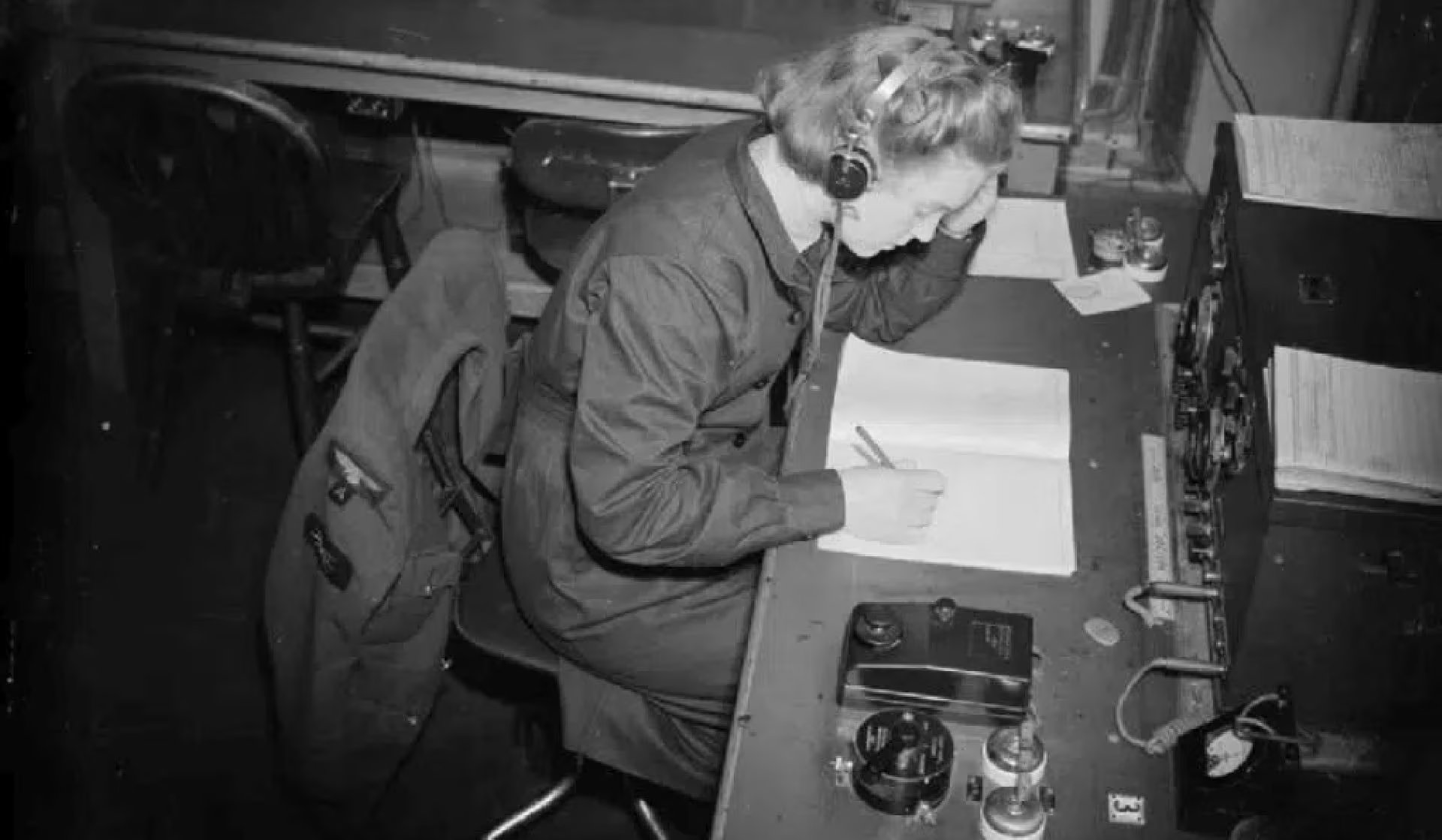 Más allá de su uso técnico, el código Morse transformó para siempre el comercio, el periodismo y la estrategia militar, y las artes (Teltronic)