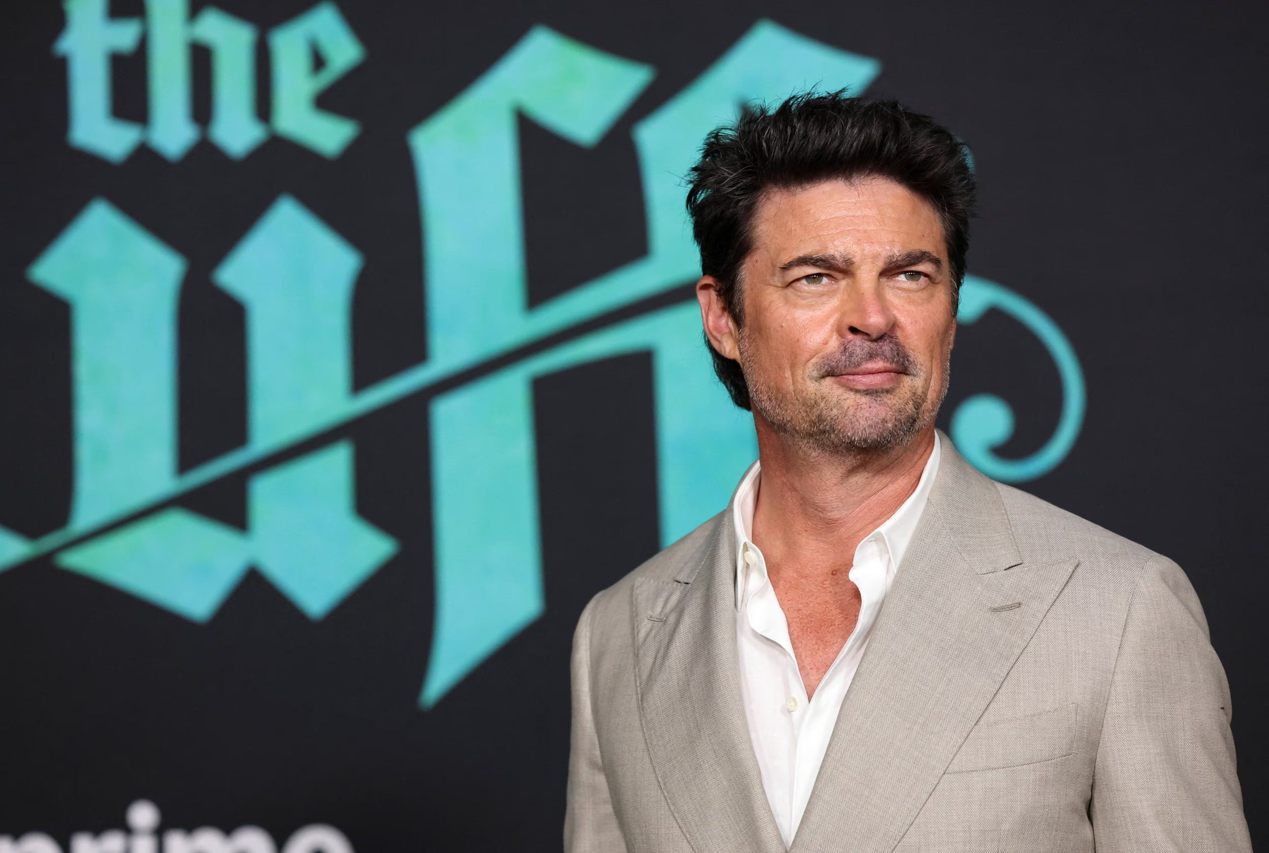 La construcción del personaje se inspira tanto en la experiencia personal de Karl Urban como en décadas de trabajo y observación en la industria cinematográfica (REUTERS/Mario Anzuoni)