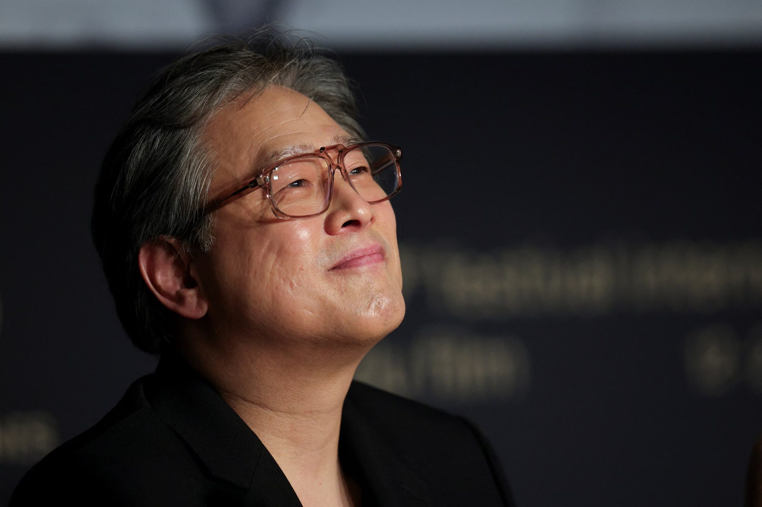 El presidente del jurado, Park Chan-wook, defendió que la política y el arte pueden coexistir en el cine, sin que ello se convierta en mera propaganda (REUTERS/Marko Djurica)