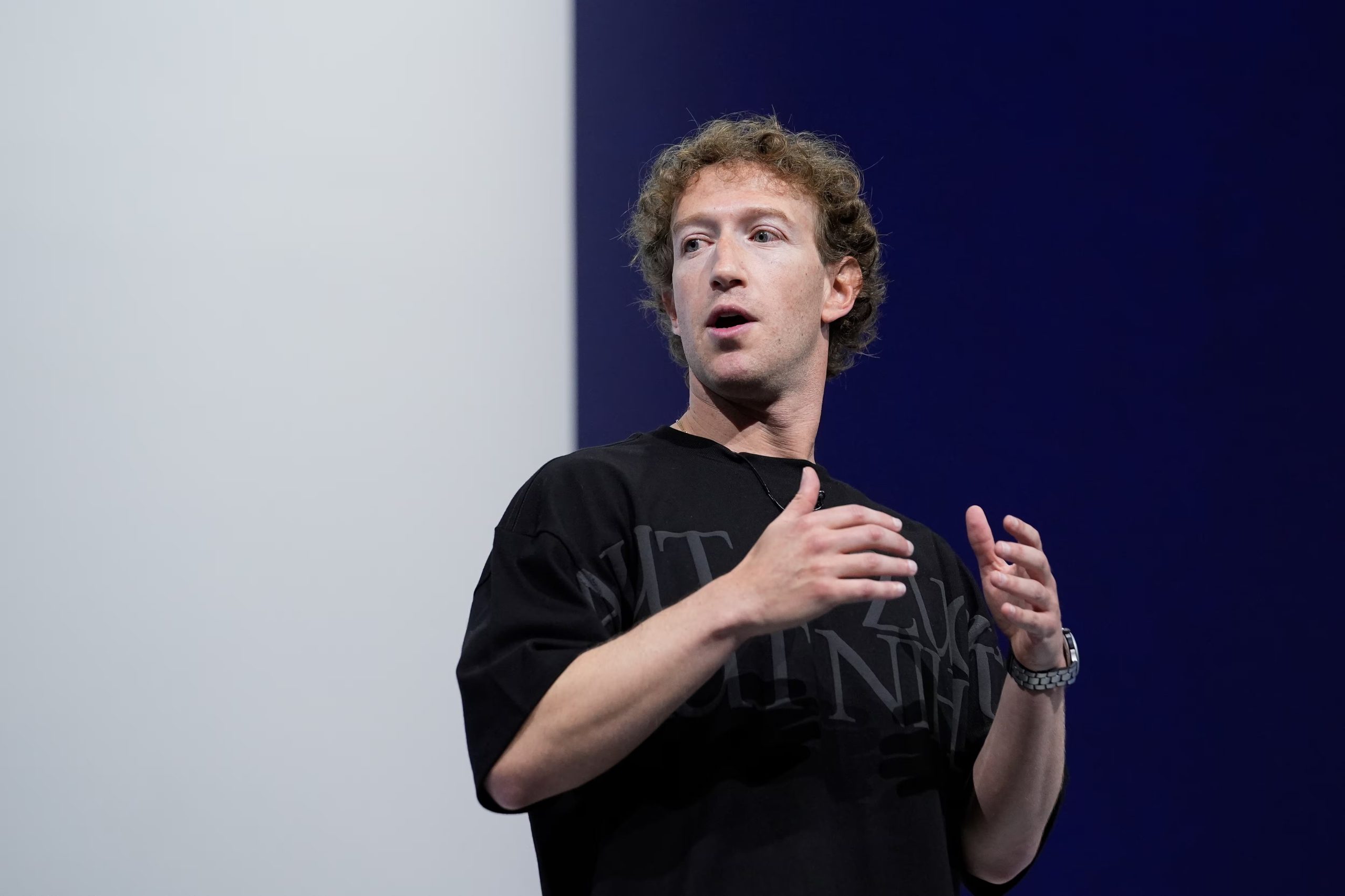 La decisión de no delegar en exceso ha permitido que Zuckerberg mantenga un control directo sobre las estrategias clave.
(AP Foto/Godofredo A. Vásquez)