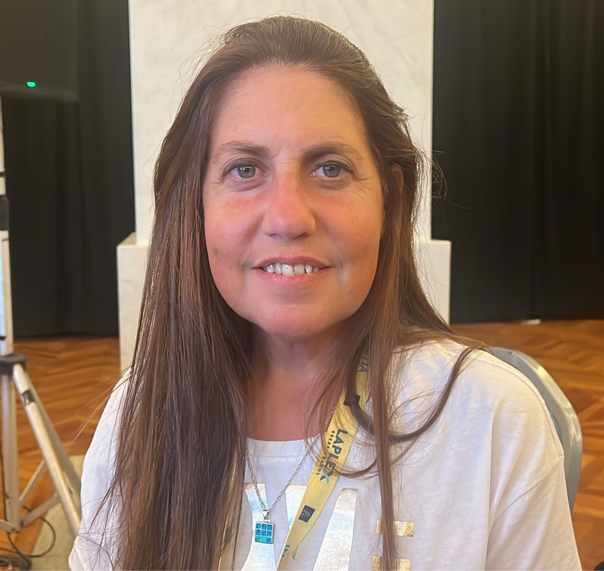 La licenciada Viviana Wapñarsky, psicóloga del equipo de sexología, señala que factores como la jubilación y la soledad requieren una reorganización de la identidad y la vida afectiva.