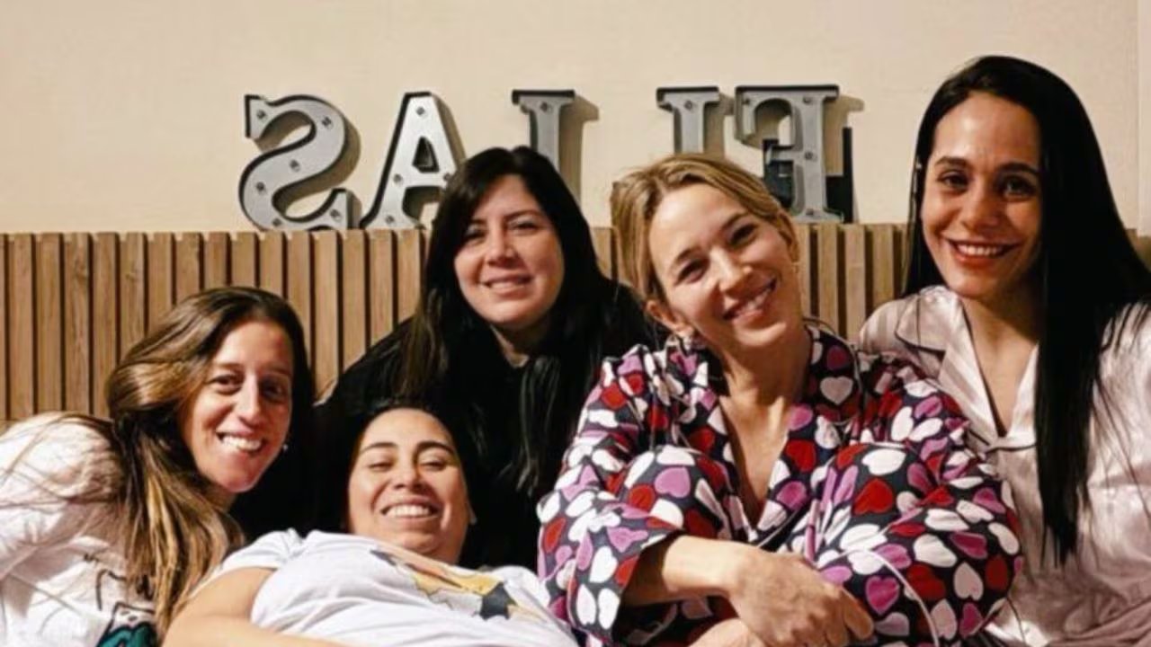 Luisana Lopilato en su estadía en Buenos Aires, le gusta también estar con sus amigas