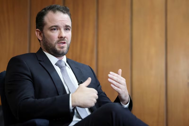 El ministro de Hacienda brasileño, Dario Durigan, afirmó que Lula abordará con Trump temas vinculados a la seguridad y al comercio bilateral (REUTERS)