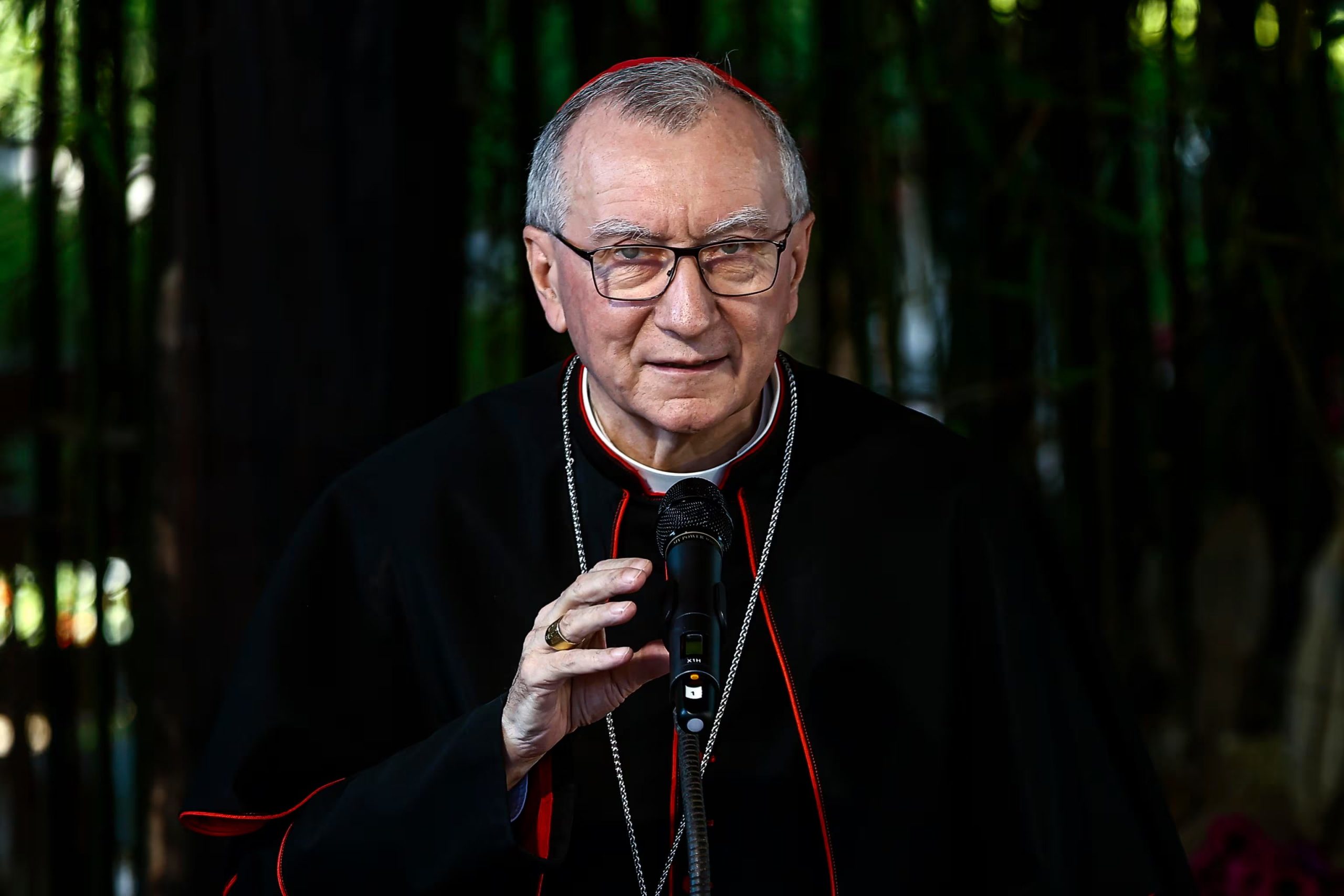 Parolin agregó que las conversaciones incluirán “todo lo que ocurrió en los últimos días” y afirmó: “No podemos evitar tocar estos temas” (EFE)