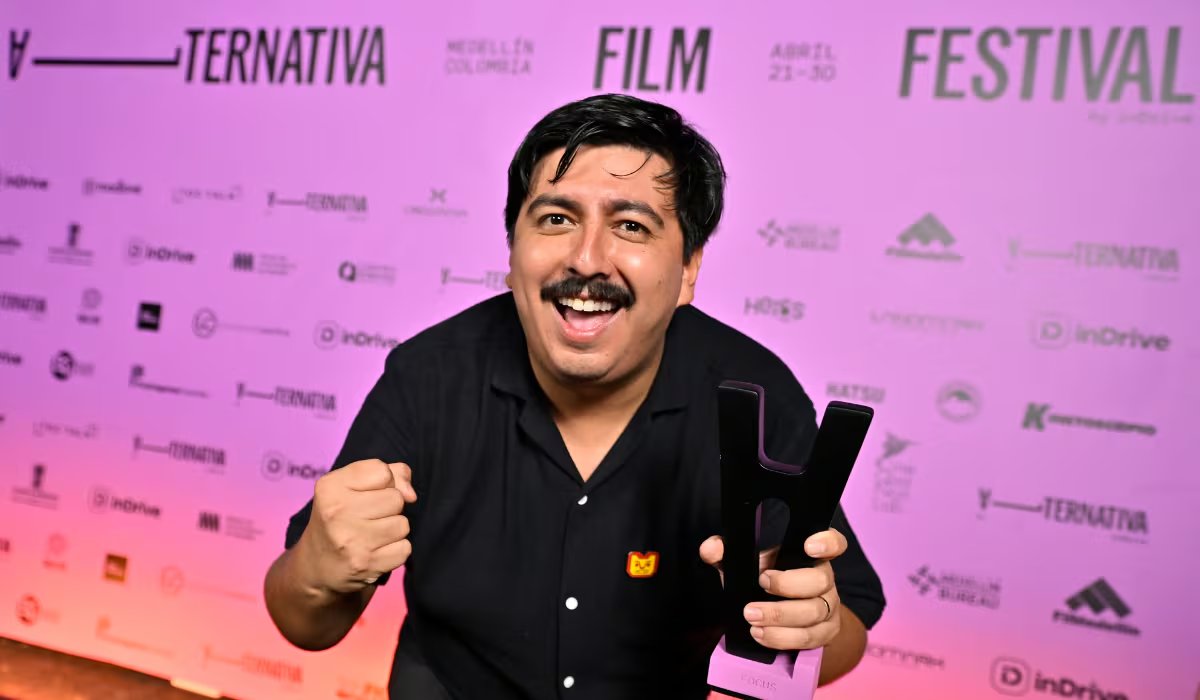 El Focus Award fue para 'Runa Simi', de Augusto Zegarra, por su narrativa íntima sobre la identidad quechua y su capacidad de emocionar al público. (Gabriel Aponte/Getty Images for Alternativa Film Festival)