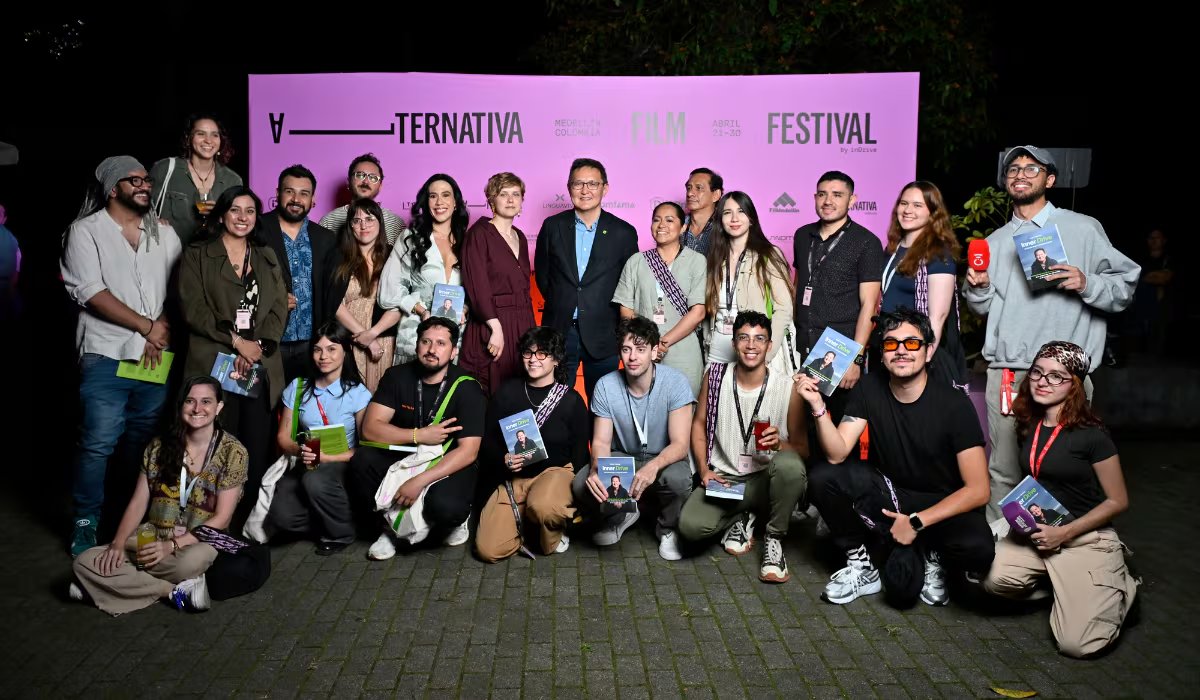 La edición de 2026 otorgó USD 120.000 en premios distribuidos en siete categorías enfocadas en identidad, memoria y justicia social en el cine. (Gabriel Aponte/Getty Images for Alternativa Film Festival)