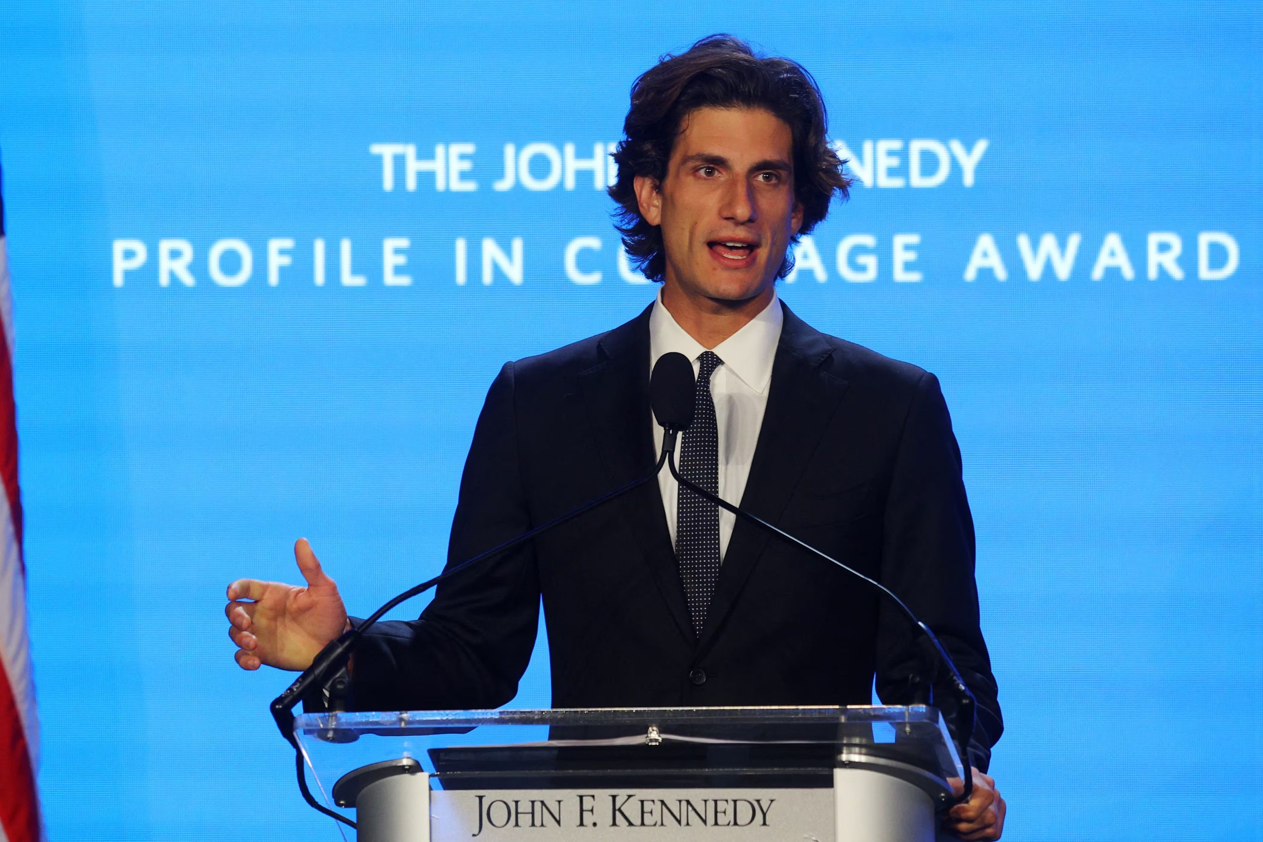 Jack Schlossberg, nieto de John F. Kennedy, decidió no asistir al Met Gala 2025 por la crisis mundial y social actual (REUTERS/Brian Snyder)
