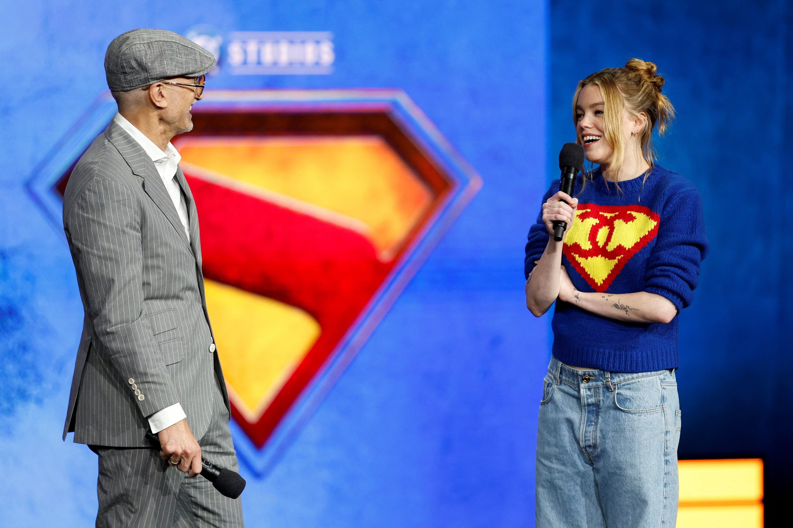 La acción de Supergirl se inspira en el estilo de John Wick, con secuencias de pelea y coreografías intensas y estilizadas (REUTERS)