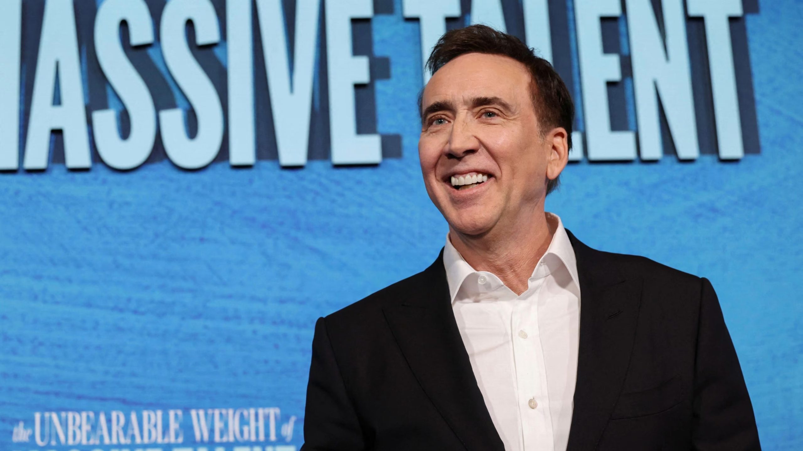 Las imágenes virales de Nicolas Cage generan una nueva identidad mediática que supera su tradicional reconocimiento como actor premiado