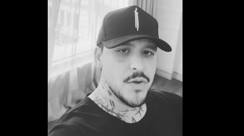 En medio de la polémica por la reprogramación de su recital en Chile, Christian Nodal se mostró cercano a sus fans y confirmó que tiene en mente grabar un álbum junto a Ángela Aguilar. (Instagram/Christian Nodal)