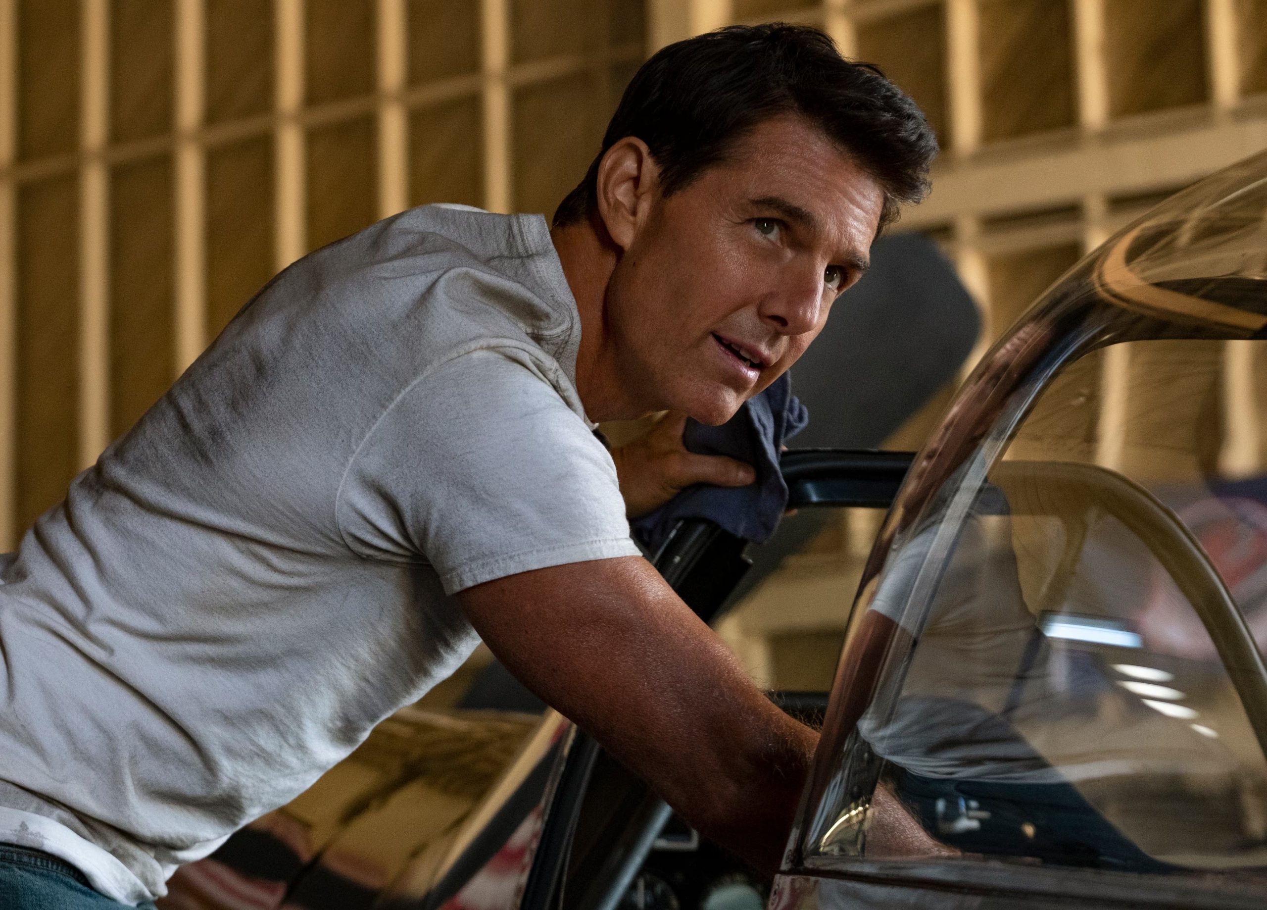 La crítica califica a Top Gun: Maverick como una actualización exitosa de las emociones y temáticas clásicas de la saga (Paramount Pictures vía AP)