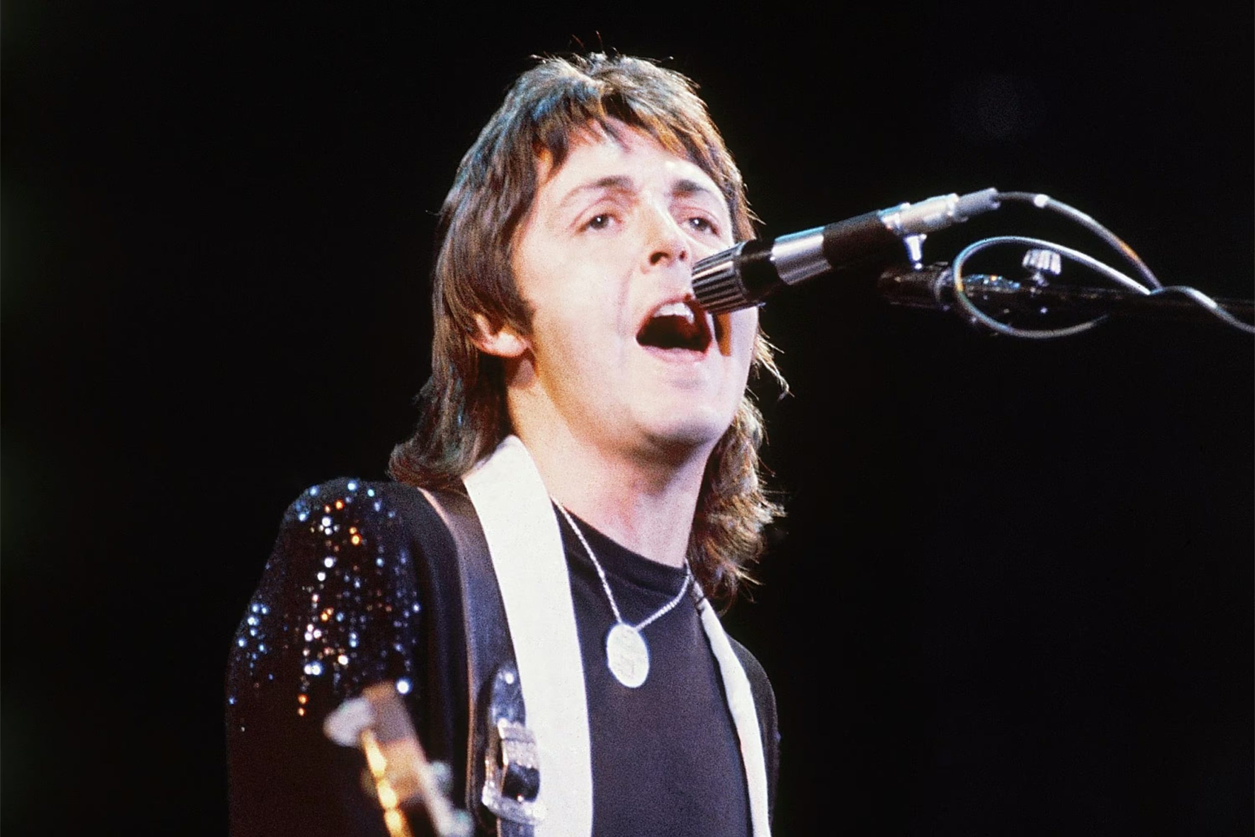 Paul McCartney a mediados de los años 70, cuando su popularidad resurgió con la banda Wings 