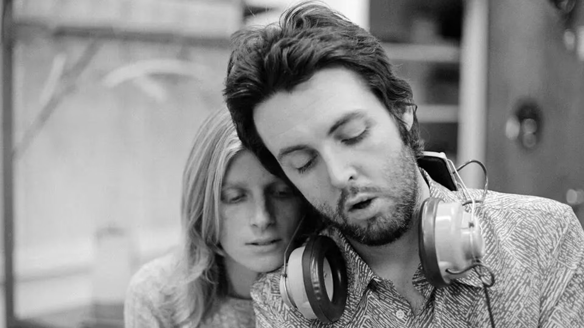 La relación creativa y personal con Linda McCartney fue determinante en la etapa de Wings y en la familia de Paul McCartney (Prime Video)