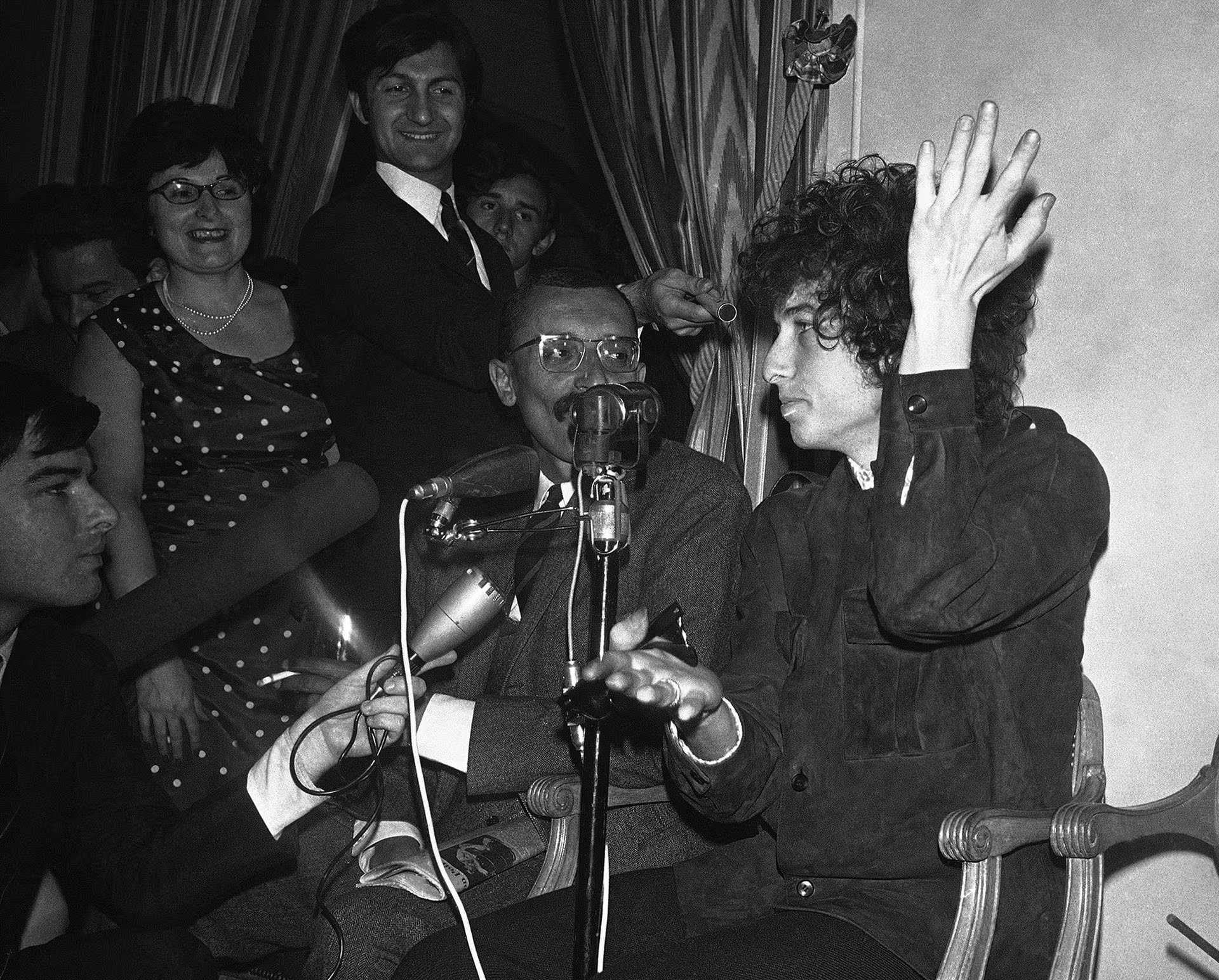 Cada etapa en la carrera de Bob Dylan, desde el blues hasta el country, representa una exploración artística única e inconfundible.(Foto: archivo AP)