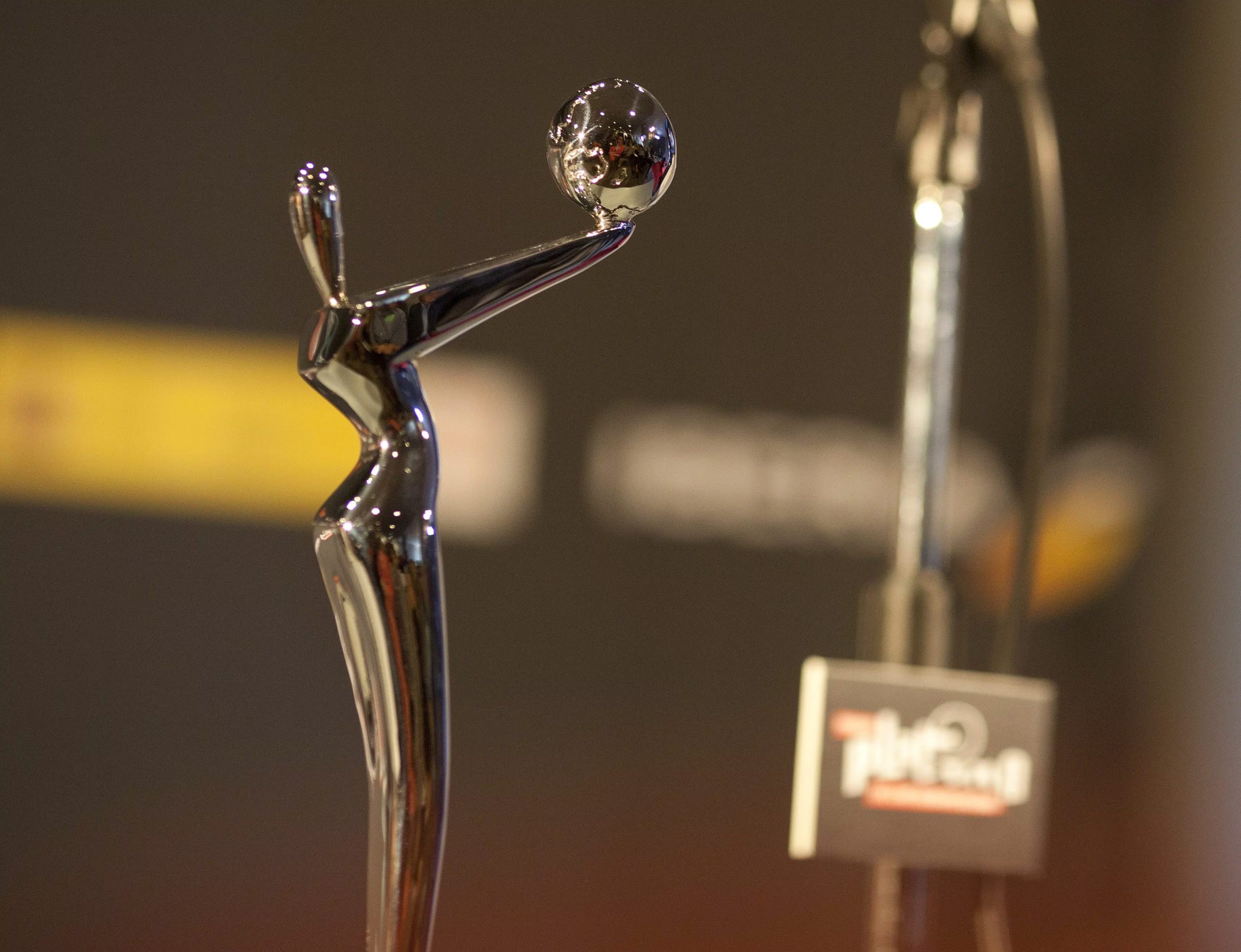 Esta edición de los Premios Platino 2026 incorpora 12 nuevas categorías y suma un total de 36 galardones entregados entre ceremonia principal y apertura (EFE/ARMANDO ARORIZO)