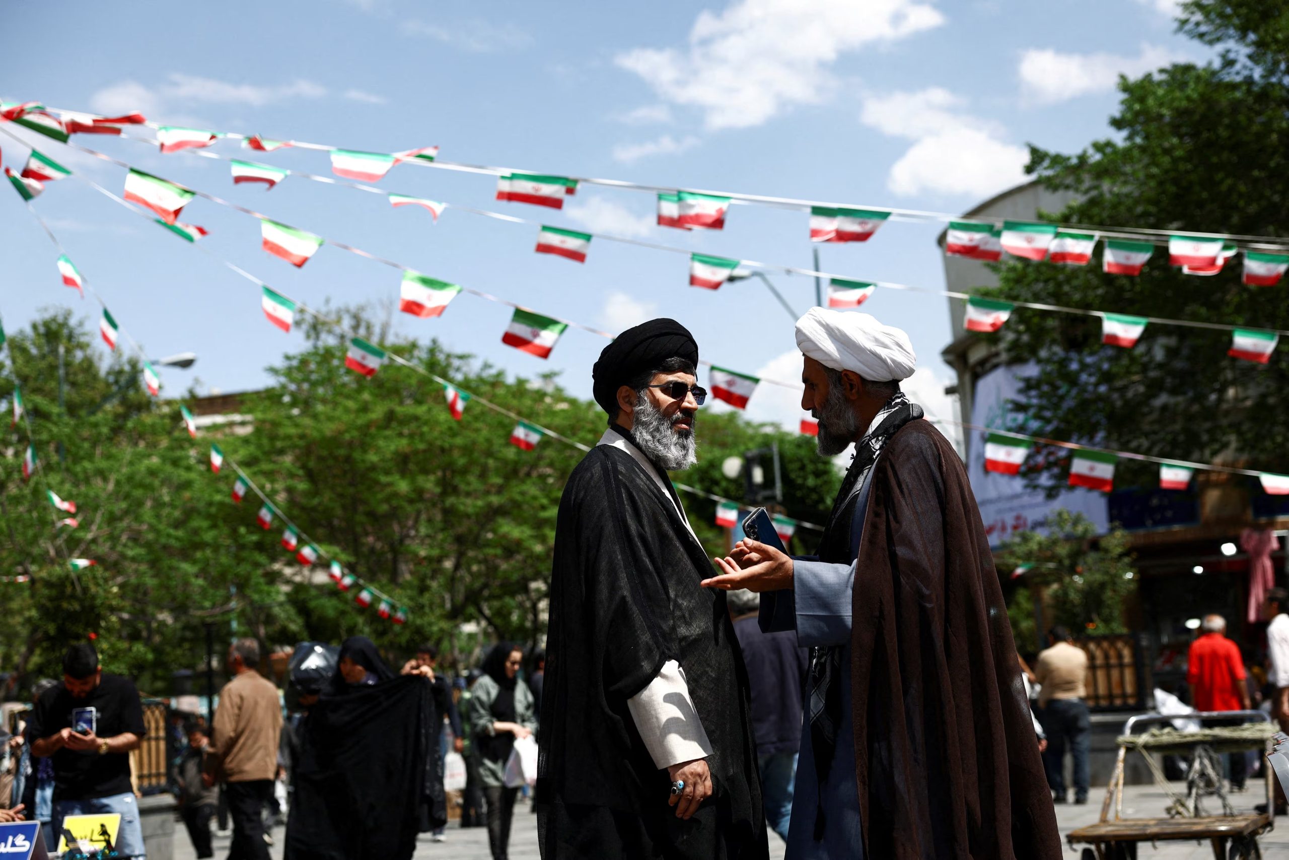 Las sanciones a Irán mantienen entre USD 100.000 y 120.000 millones en activos congelados, aunque se discute liberar montos parciales sujetos a negociaciones - vía REUTERS ATENCIÓN EDITORES - ESTA FOTO FUE PROPORCIONADA POR UN TERCERO IMÁGENES