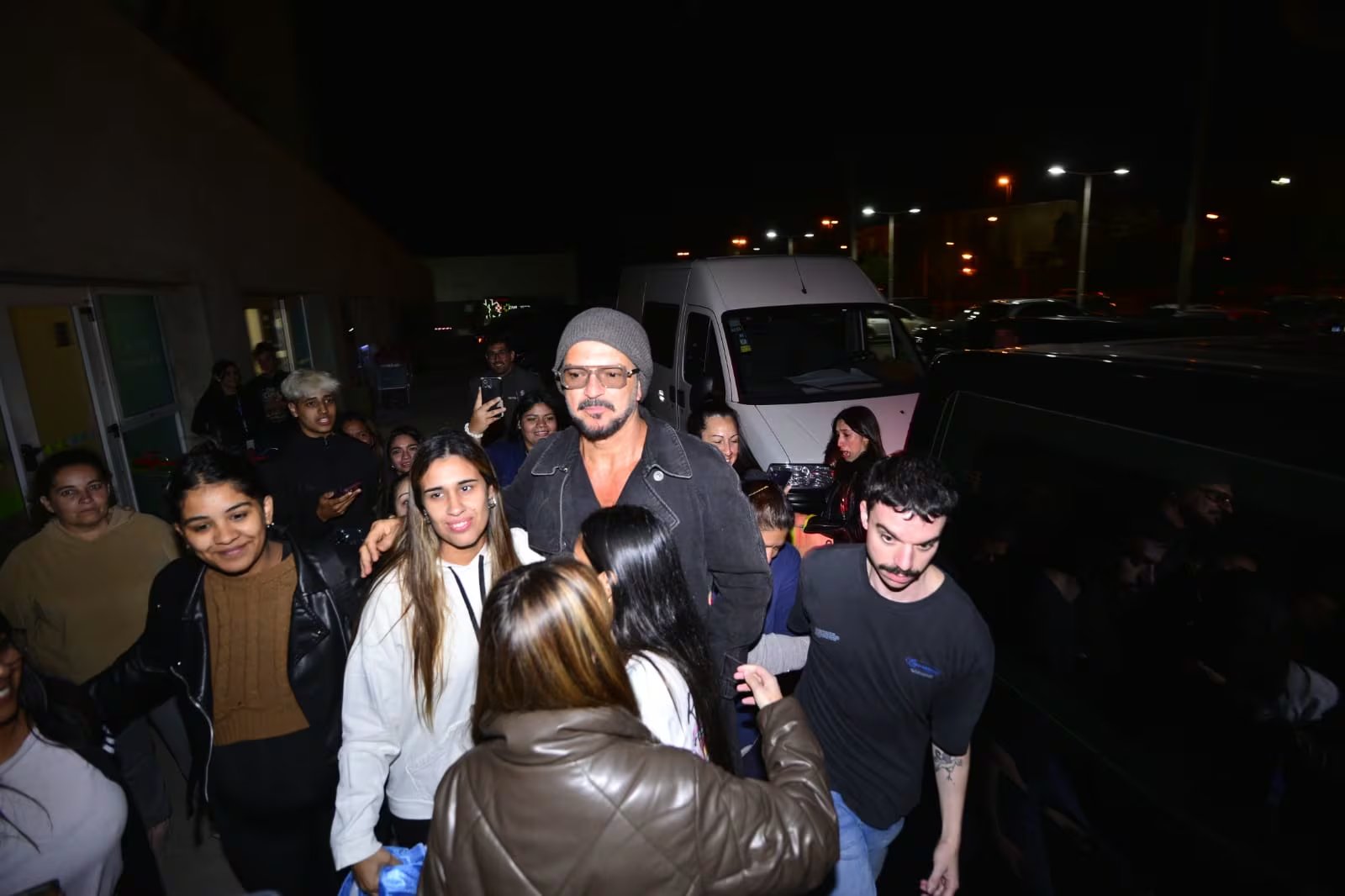 Arjona inicia su gira latinoamericana, 'Lo que el SECO no dijo', luego de 36 exitosos conciertos en Estados Unidos.