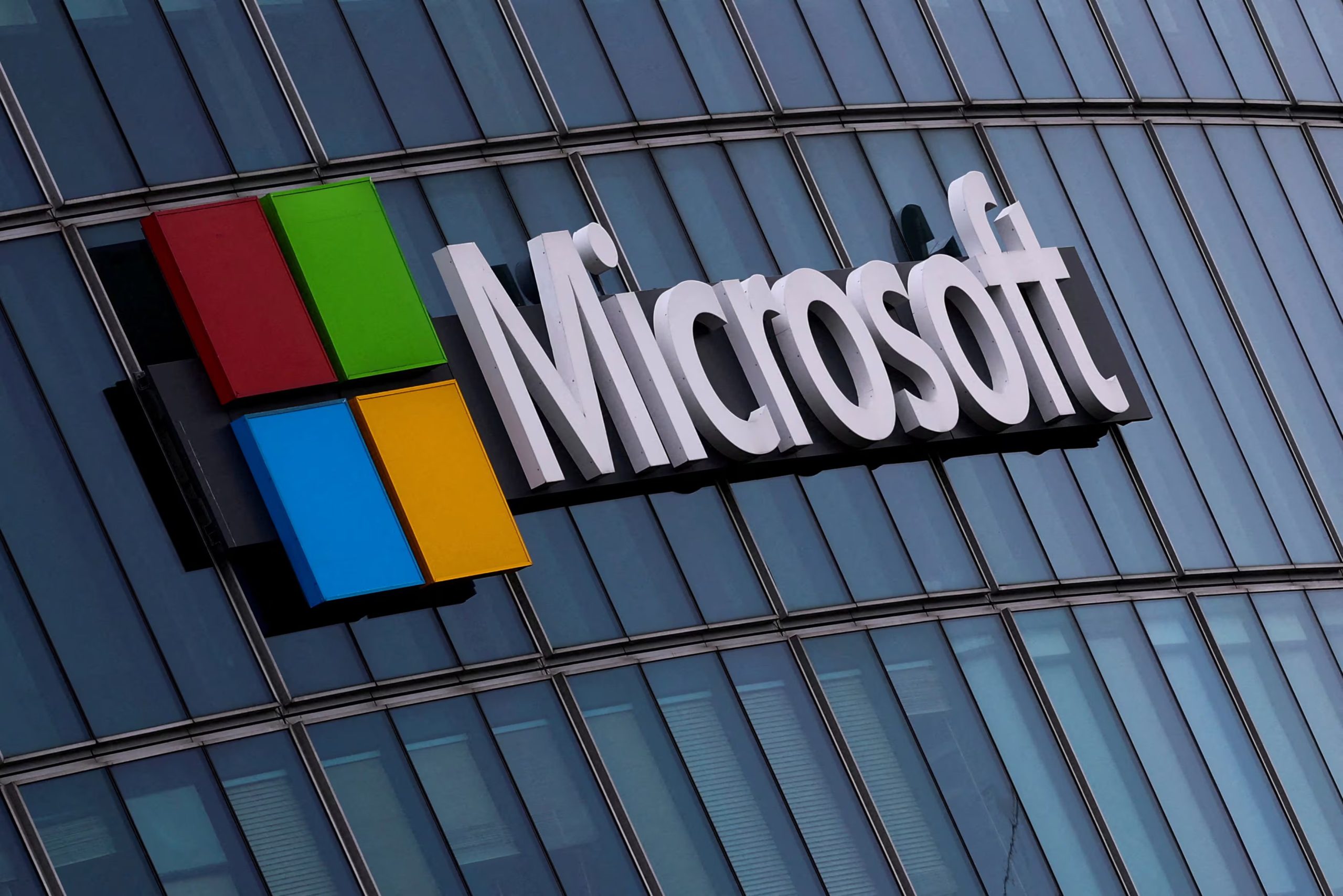 Cuando Satya Nadella asumió la dirección de Microsoft en febrero de 2014, su primera decisión no fue anunciar un producto. 
REUTERS/Gonzalo Fuentes