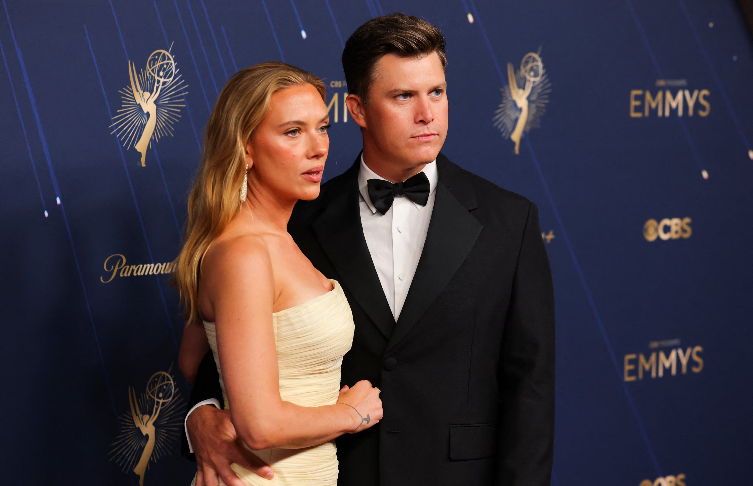 Scarlett Johansson tiene un hijo, Cosmo, junto a su esposo Colin Jost, con quien se casó en 2020 (REUTERS/Daniel Cole)