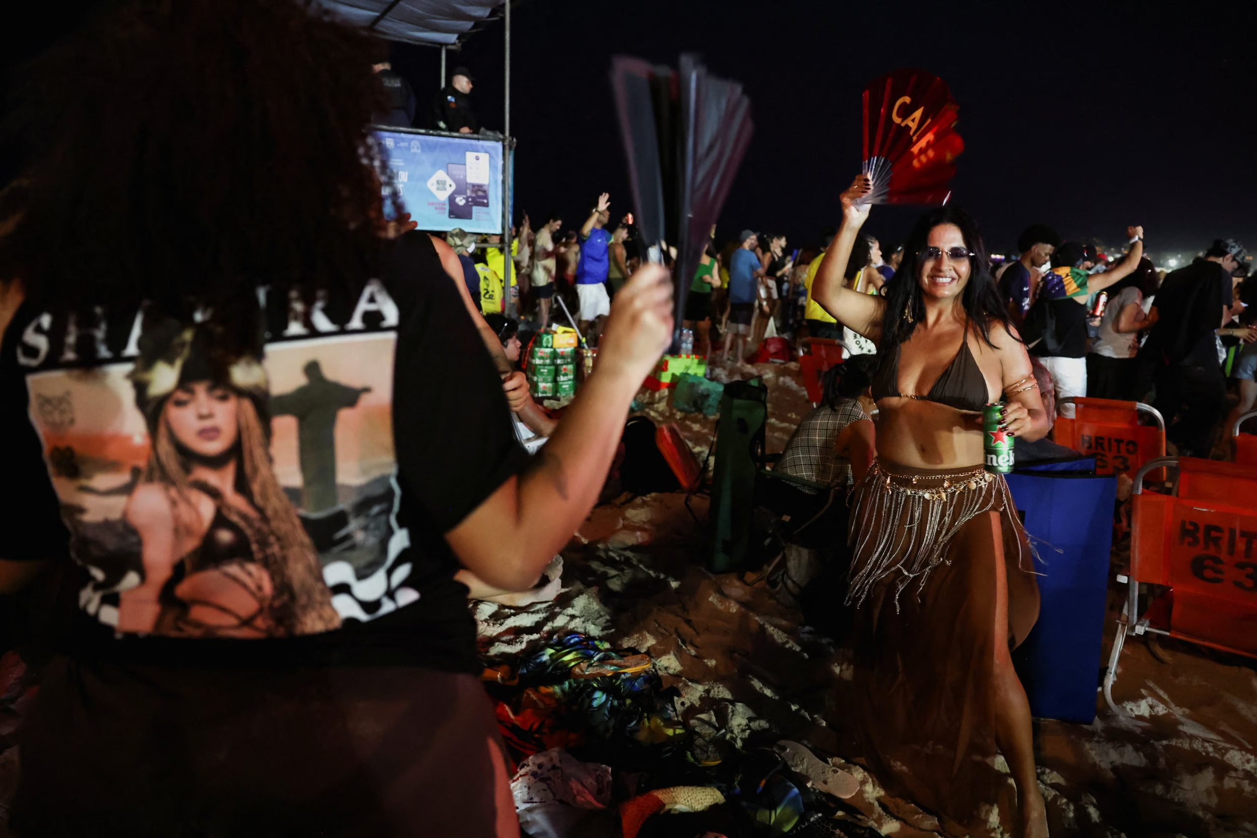 Fans gather at Copacabana beach ahead of Shakira's open concert in Rio de Janeiro, Brazil, May 2, 2026. REUTERS/Pilar Olivares