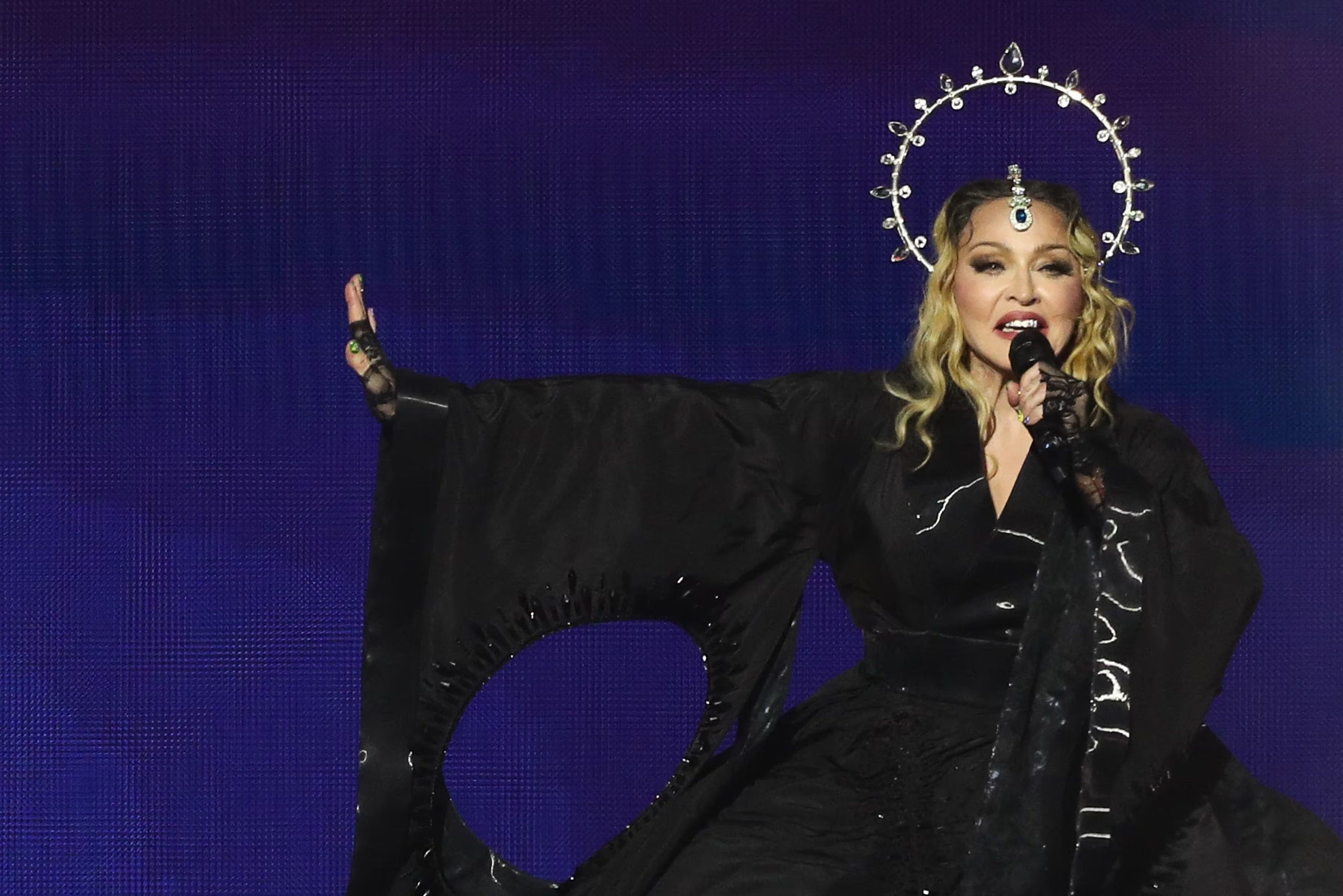 La cantante Madonna se presenta en un concierto gratuito, única presentación de su gira The Celebration Tour en Suramérica, el 4 de mayo de 2024 en la playa de Copacabana en Río de Janeiro - crédito André Coelho/EFE