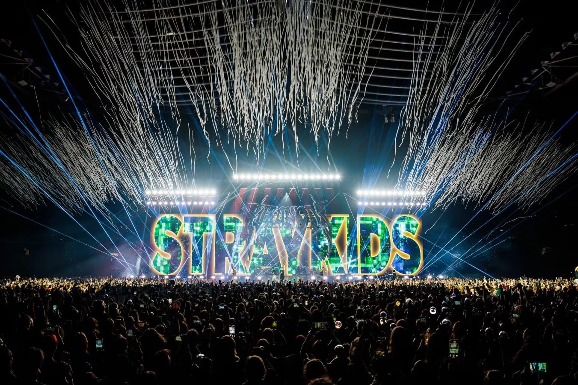 Stray Kids agotó estadios en Chile, Brasil, Perú y México durante su gira latinoamericana de 2025.