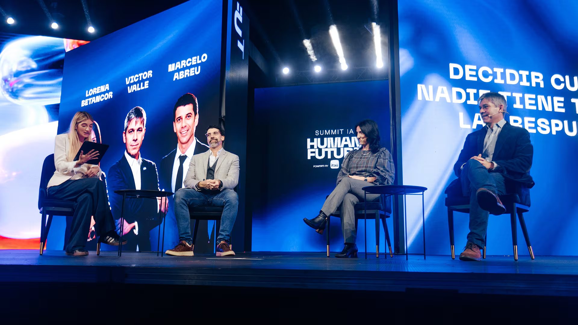 El Summit IA Human Future 2026 congregó en Montevideo a más de 1.400 líderes y expertos en inteligencia artificial, tecnología y negocios 

