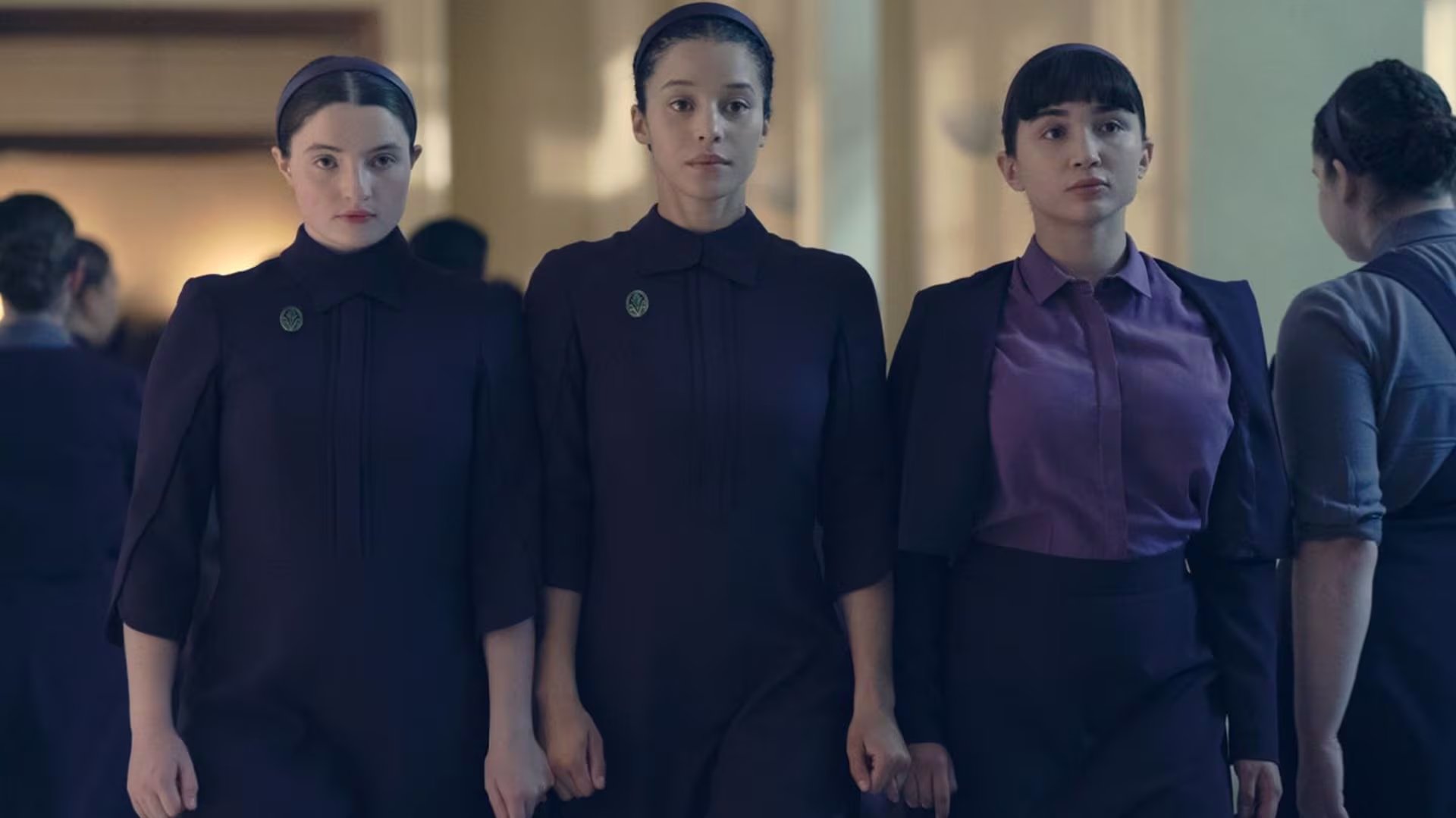 El showrunner Bruce Miller confirmó que los guiones de la temporada 2 ya están en proceso y se avanza hacia la producción (Disney+)