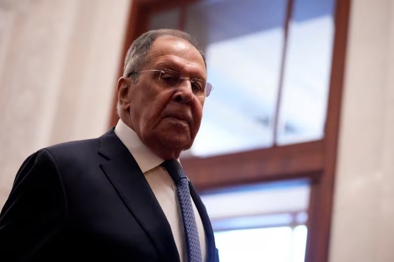 El Ministerio de Exteriores ruso afirmó en un comunicado que, “en las circunstancias actuales, las Fuerzas Armadas rusas comienzan a lanzar ataques sistemáticos contra instalaciones militares-industriales ucranianas en Kiev” (REUTERS)