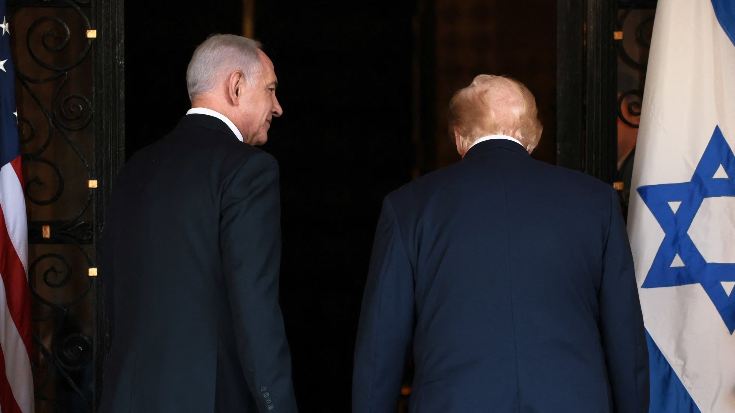 Las nuevas conversaciones diplomáticas pretenden mantener la calma regional e impulsar el tránsito marítimo sin forzar la salida inmediata del uranio iraní. (REUTERS/ARCHIVO)