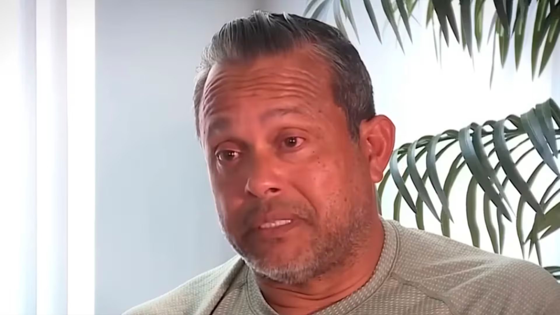 La historia de honestidad de Salazar se convirtió en símbolo de integridad y valores en la comunidad de Florida (Captura de video)