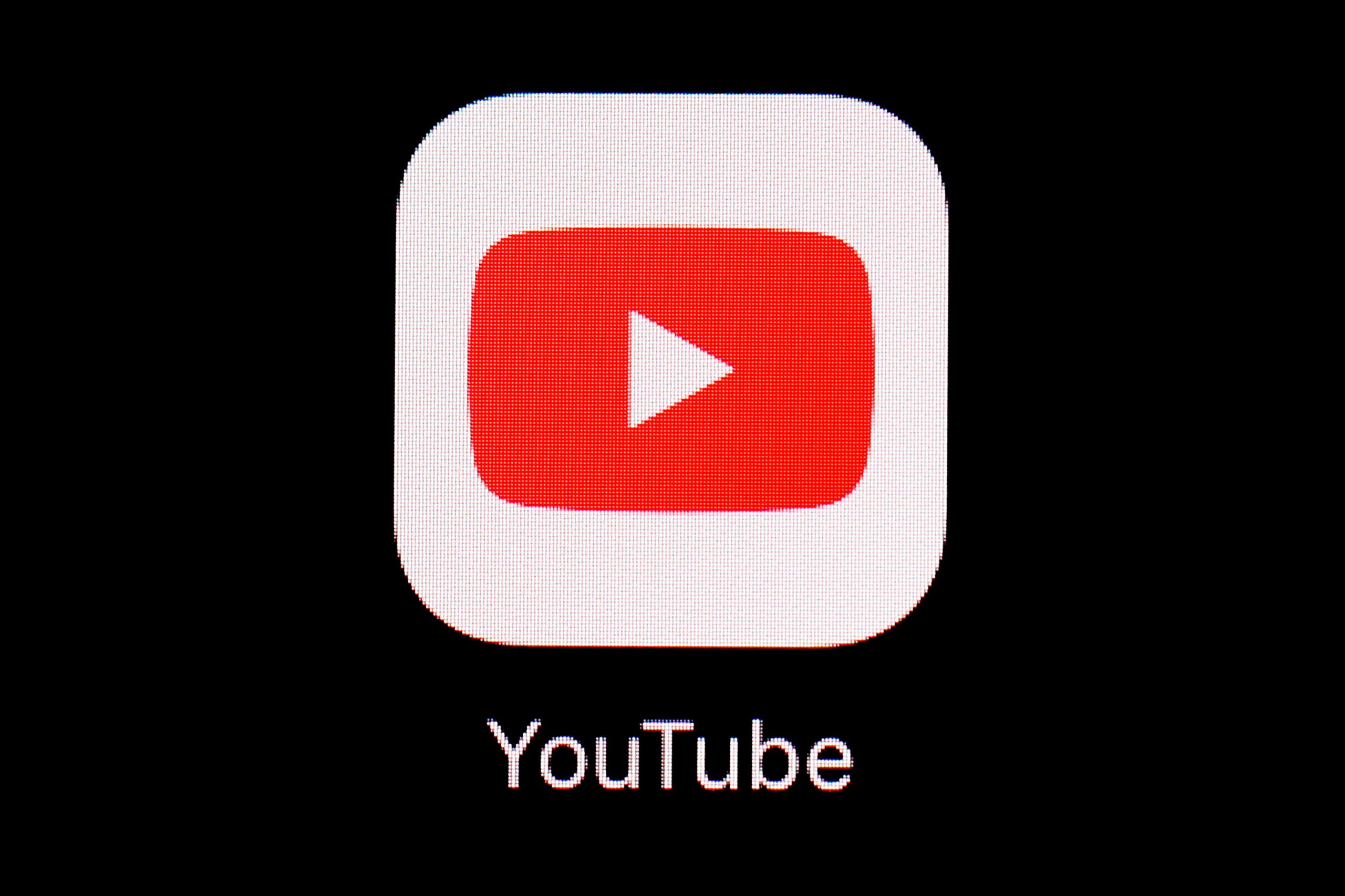 La función de YouTube en Android Auto requiere una suscripción activa a YouTube Premium o Premium Lite para acceder al audio en segundo plano. (AP Foto/Patrick Semansky, archivo)