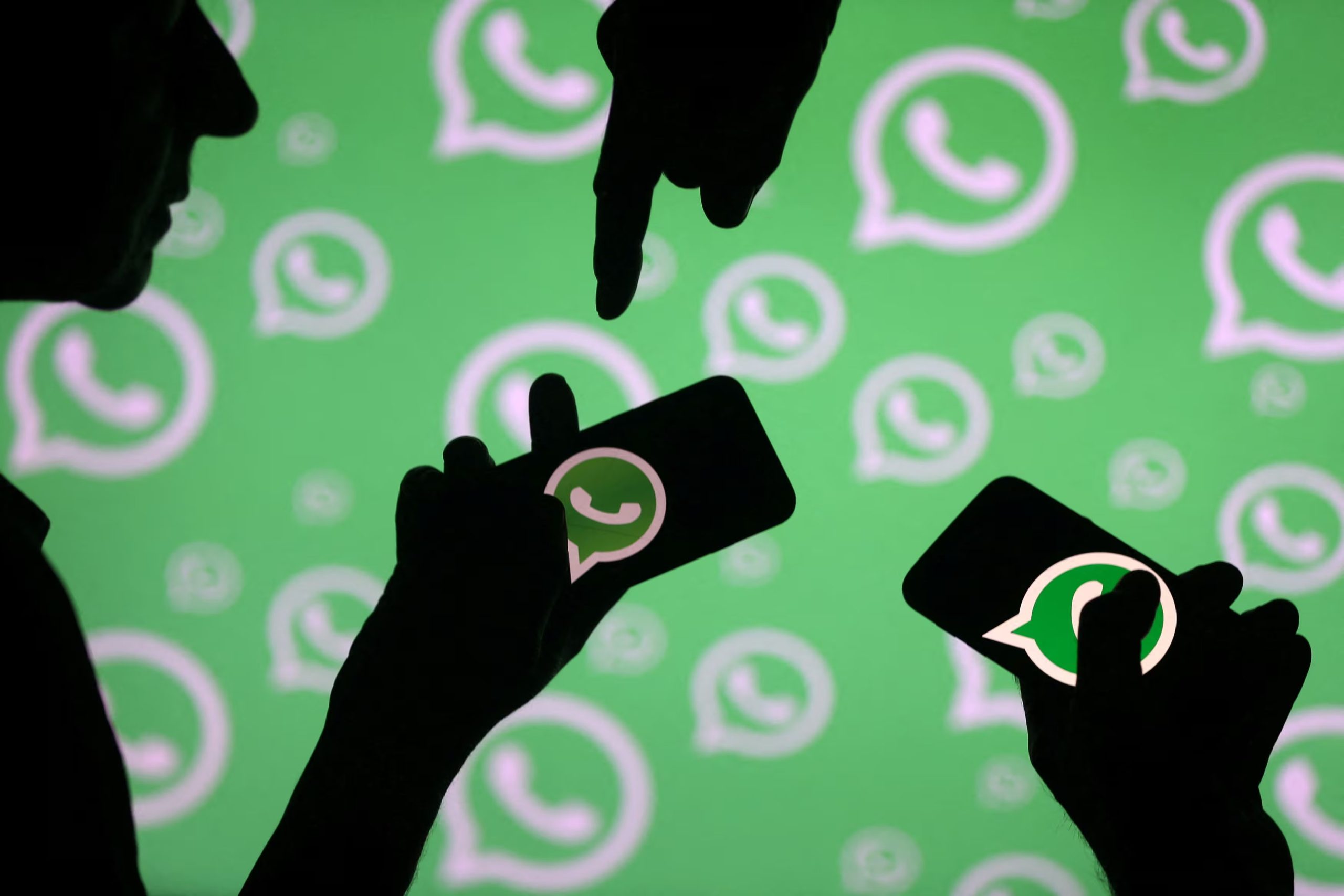 Los mensajes temporales ofrecen la posibilidad de que ciertos chats se limpien automáticamente después de un periodo determinado. 

REUTERS/Dado Ruvic 