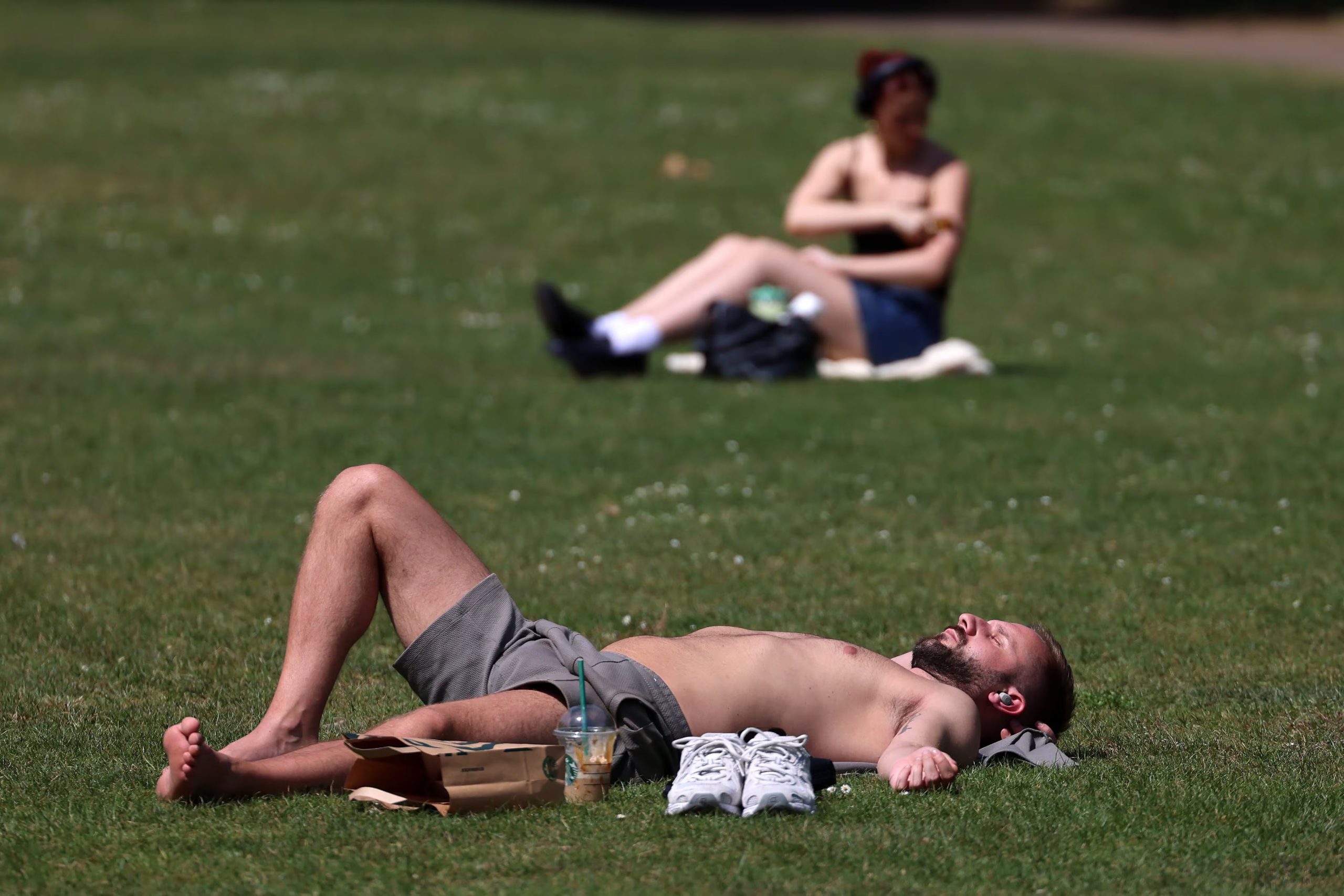 Cuatro regiones inglesas y Londres, en alerta amarilla por ola de calor de hasta 33 grados

EFE/EPA/ANDY RAIN
