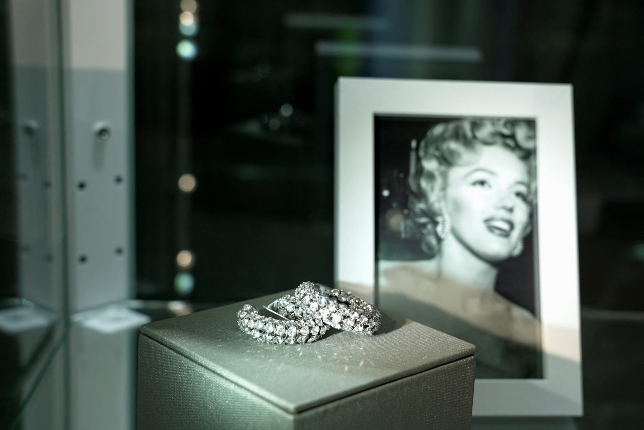 Marilyn Monroe se consolidó como símbolo de glamour atemporal /REUTERS/Arafat Barbakh