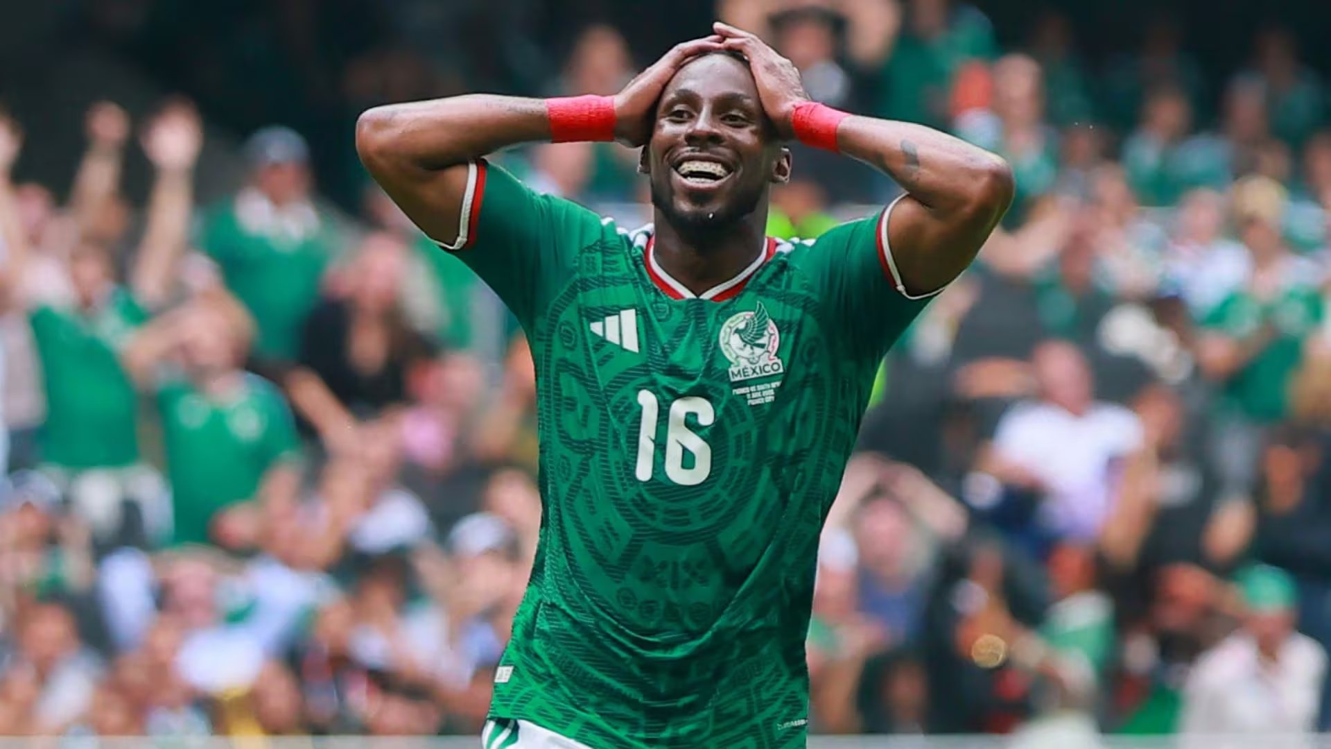 Julián Quiñones fue el primer jugador en anotar un gol en la Copa del Mundo 2026, es el primer colombiano en la historia en alcanzar este registro. Lo hizo ante Sudáfrica en el partido inaugural al minuto ocho - crédito Reuters