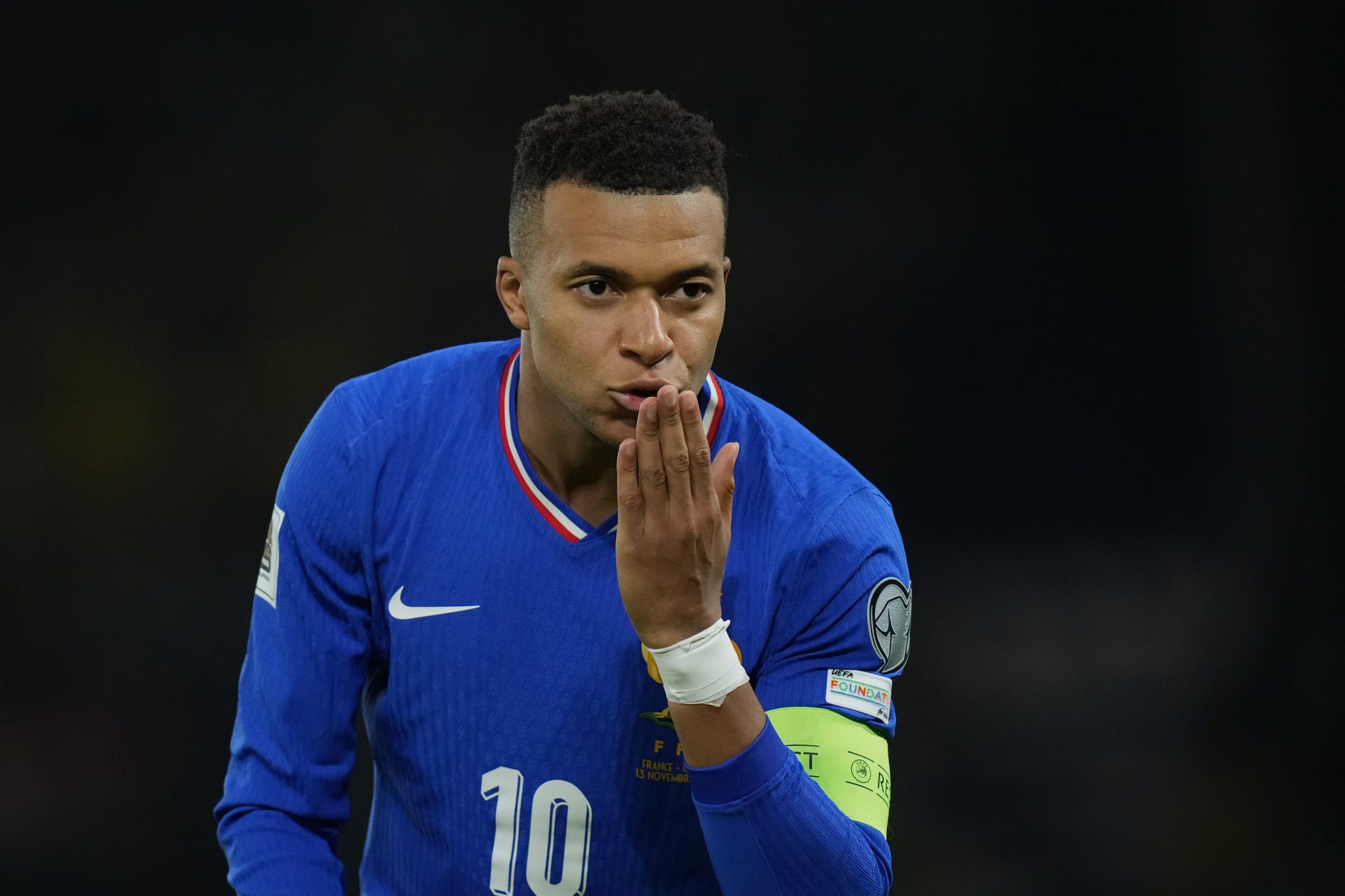 Kylian Mbappé está a un solo gol de convertirse en el máximo goleador de Francia en mundiales (AP Photo/Christophe Ena)