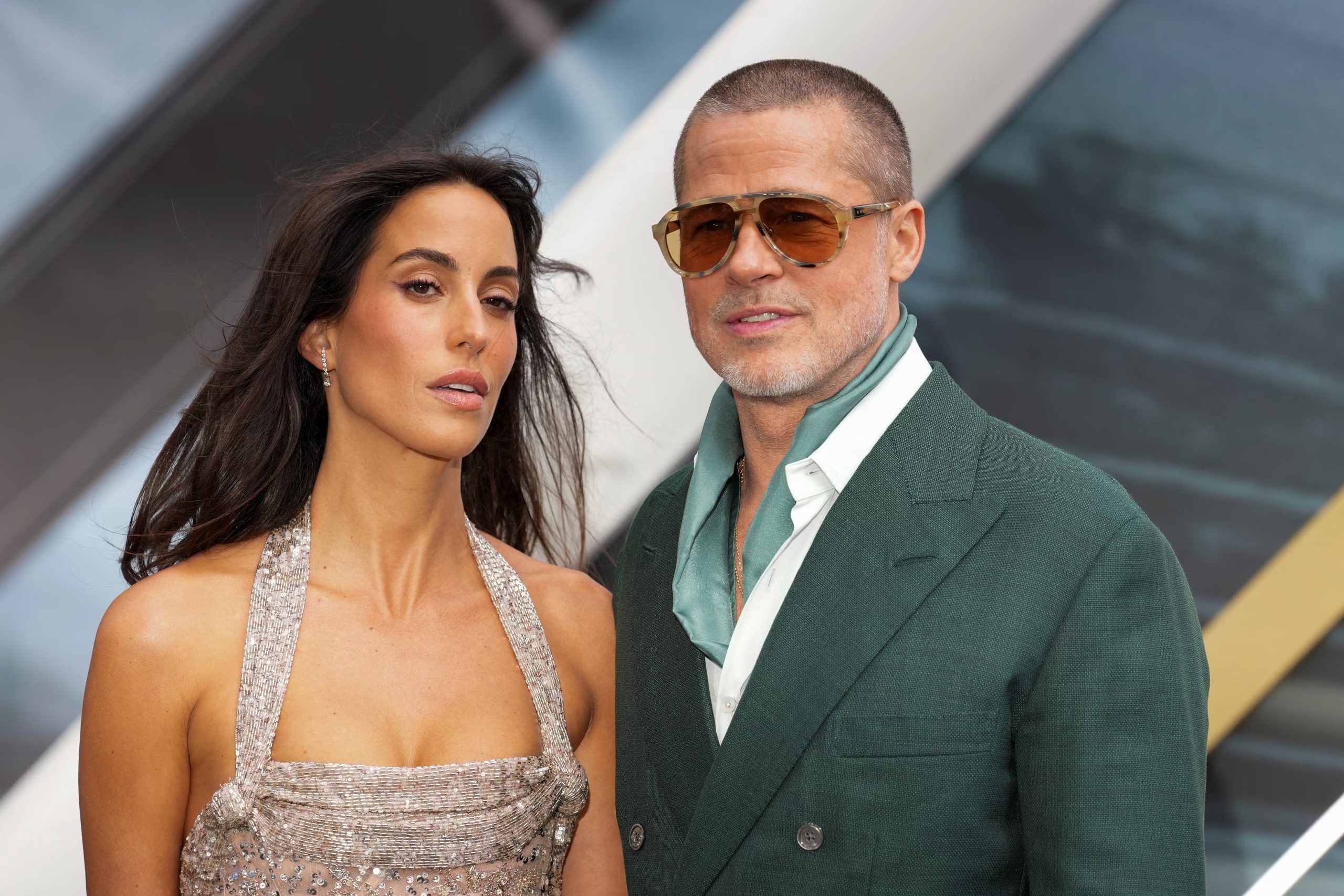Brad Pitt mantiene una relación con Ines de Ramon desde 2022 y, según Page Six, ella se integró al entorno familiar del actor (REUTERS/Maja Smiejkowska)