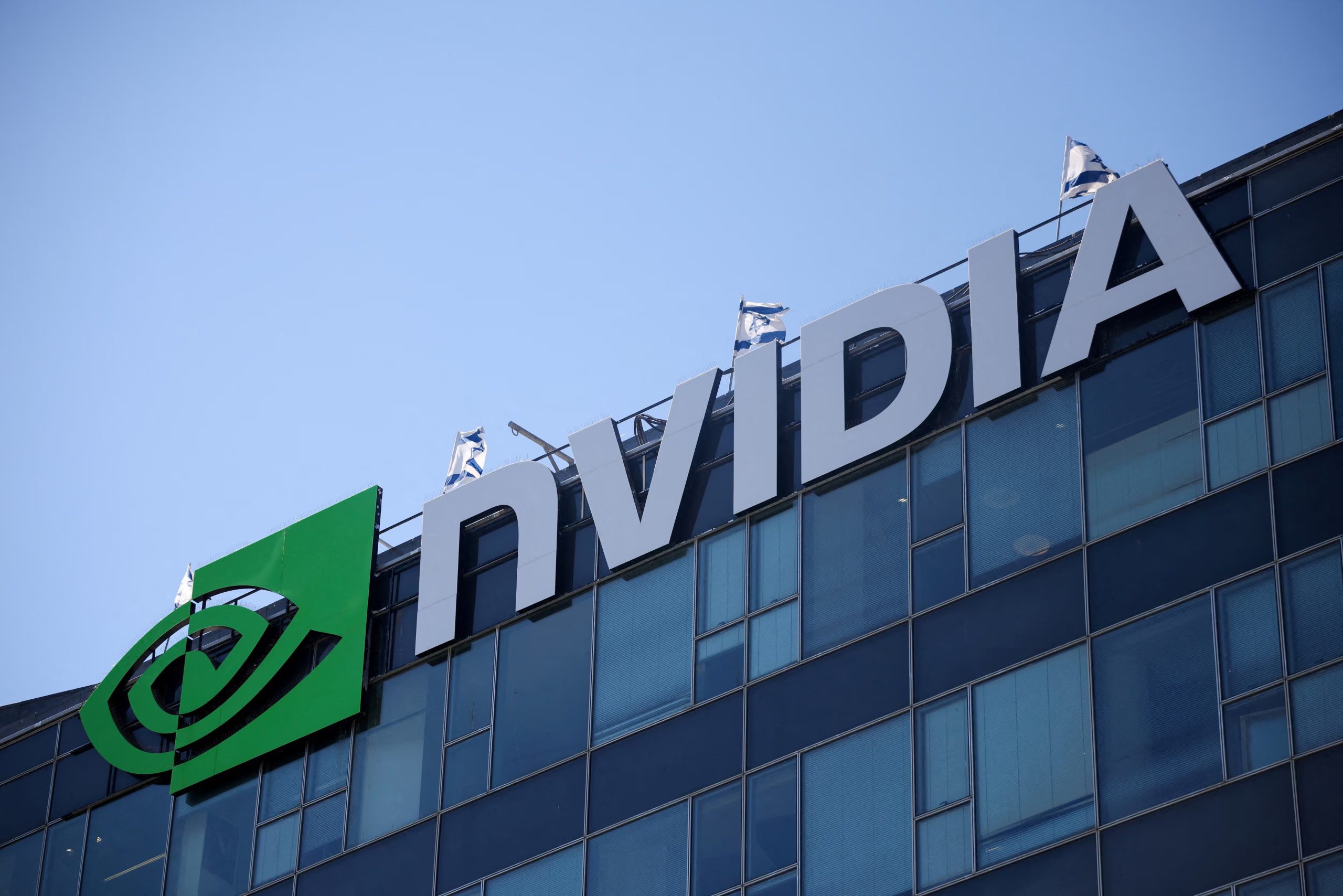 Nvidia sigue presentando nuevos chips de IA. REUTERS/Shir Torem/File Photo