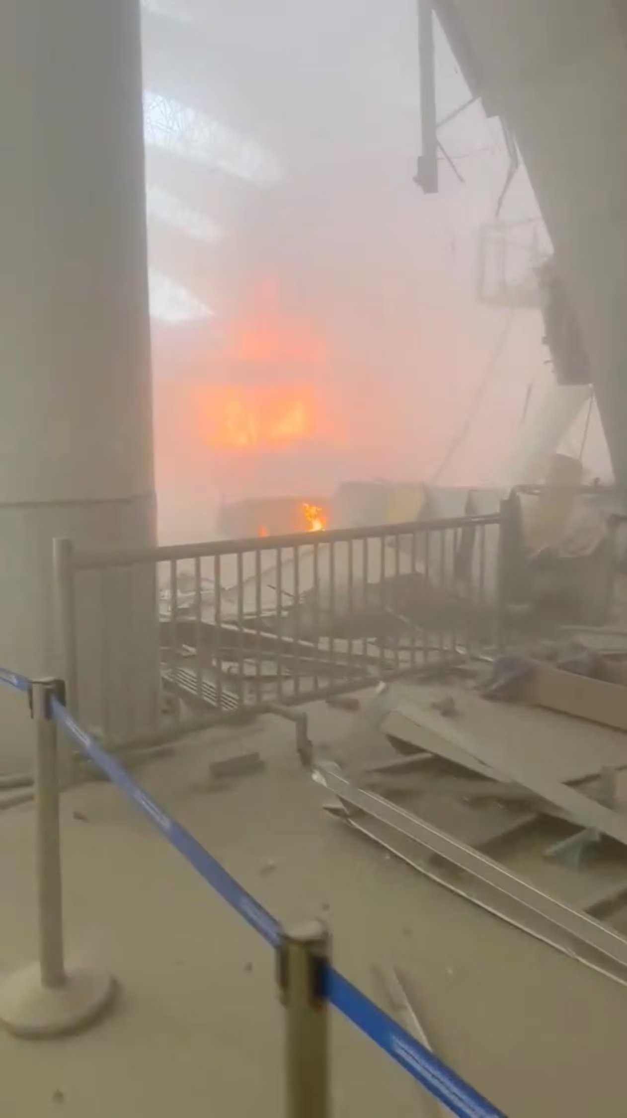 La reapertura del aeropuerto tras un cierre previo resultó breve, ya que el nuevo ataque volvió a paralizar el tráfico aéreo en Kuwait.