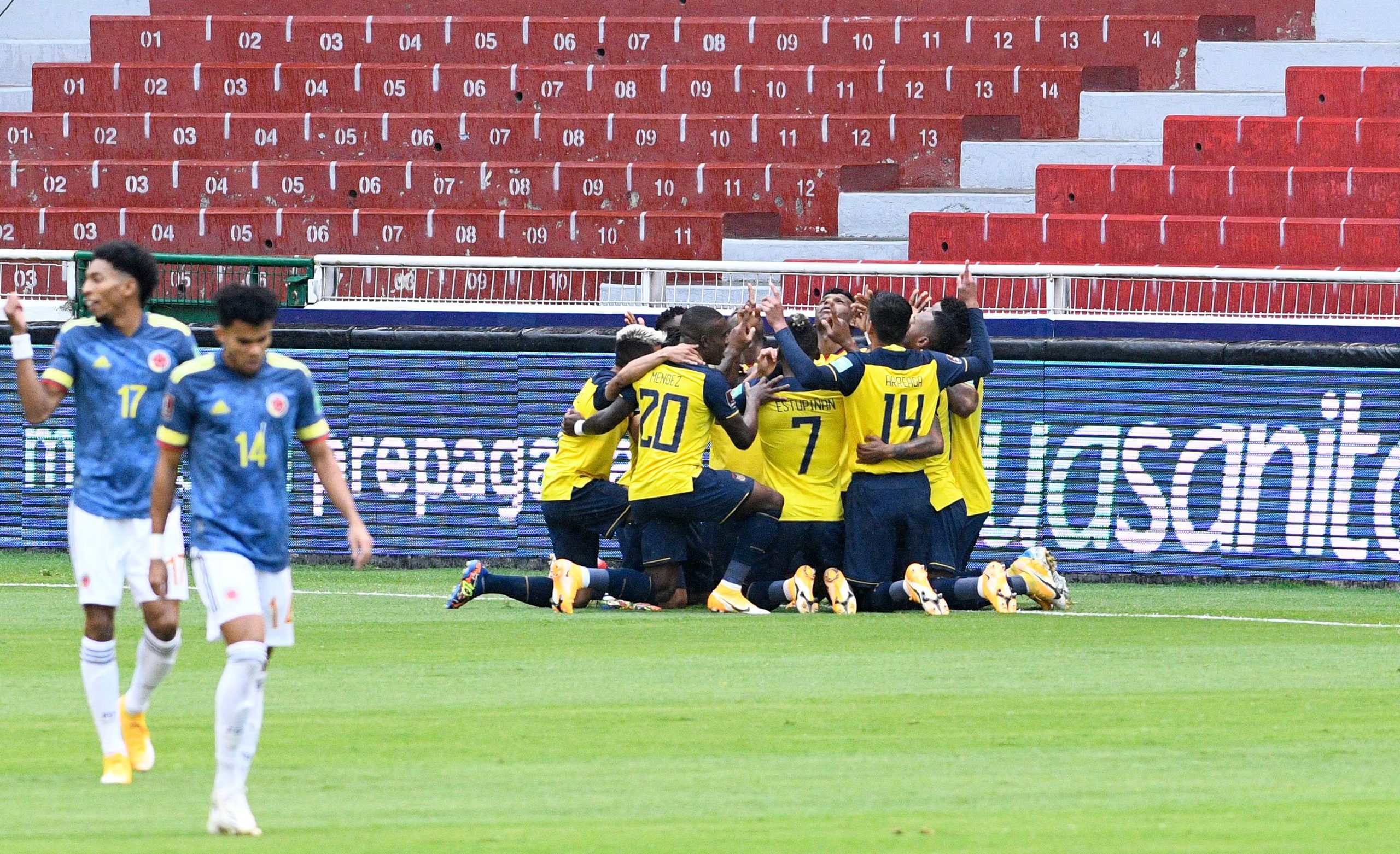 Las derrotas ante Uruguay y Ecuador dejaron a Colombia con complicaciones de cara a clasificar al Mundial de Qatar 2022- crédito FCF
