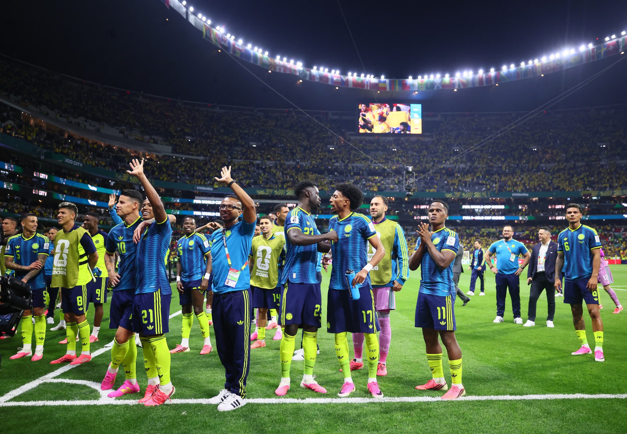 Soccer Football - FIFA World Cup 2026 - Group K - Uzbekistan v Colombia - Estadio Azteca, Mexico City, Mexico - June 17, 2026 Colombia players acknowledge fans after the match REUTERS/Eloisa Sanchez