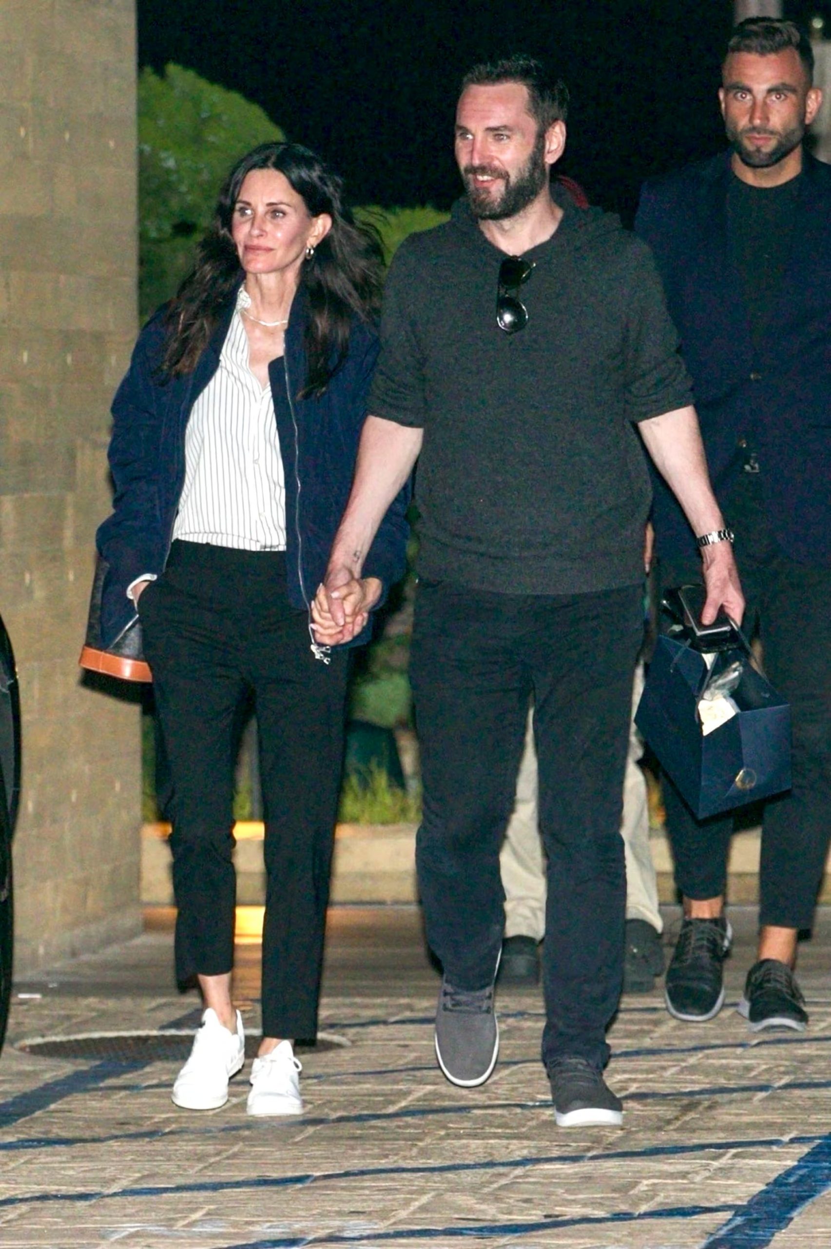 Cox y McDaid se conocieron en 2013 en una fiesta organizada por la actriz, a la que el músico llegó acompañado por Ed Sheeran (Backgrid/The Grosby Group)