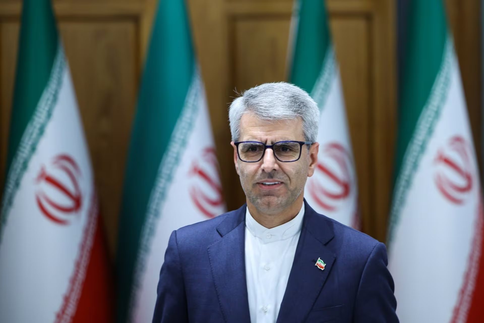 El portavoz del Ministerio de Exteriores iraní, Ismail Bagaei, afirmó que las conversaciones continúan, pero descartó que se haya alcanzado una conclusión final (EP)