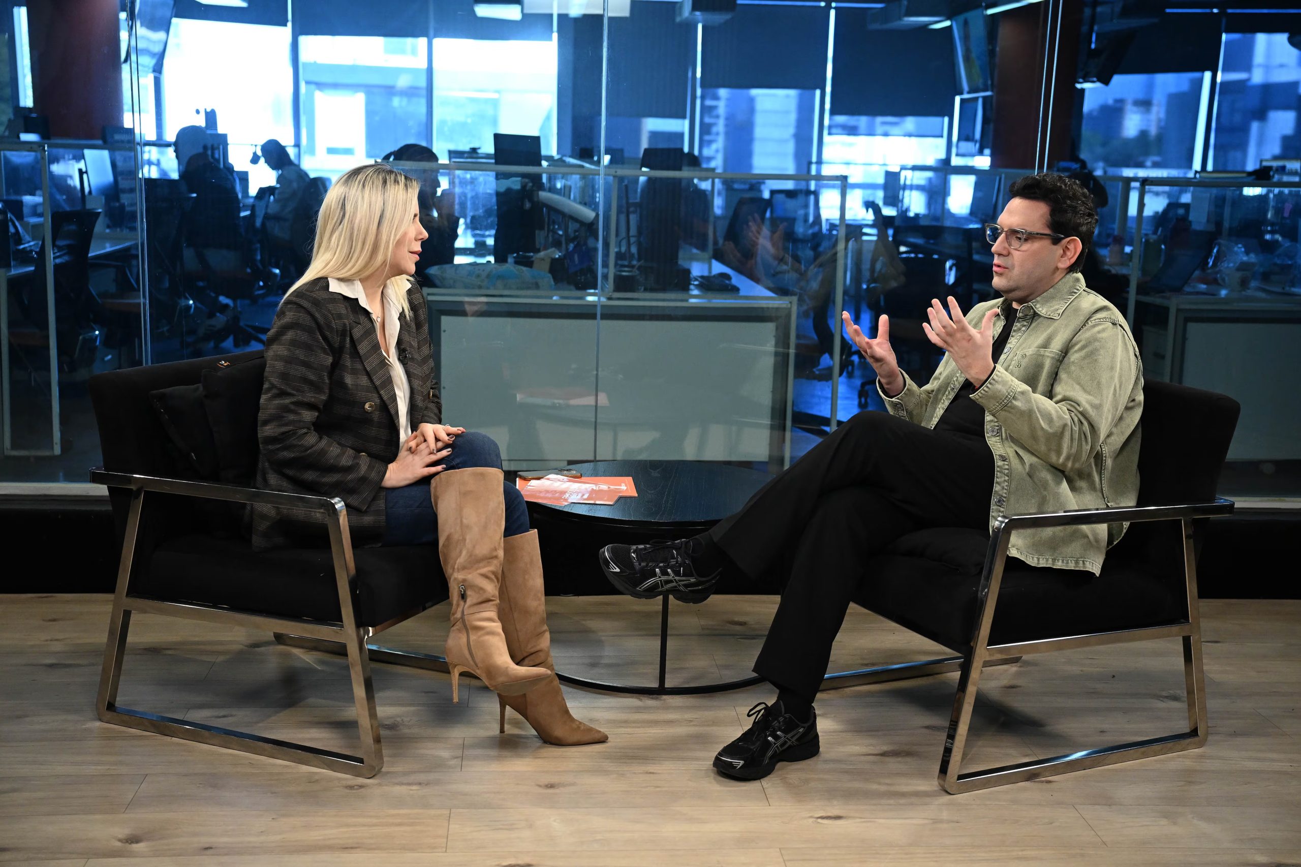 Damián Betular con Tatiana Schapiro en Infobae (Maximiliano Luna)