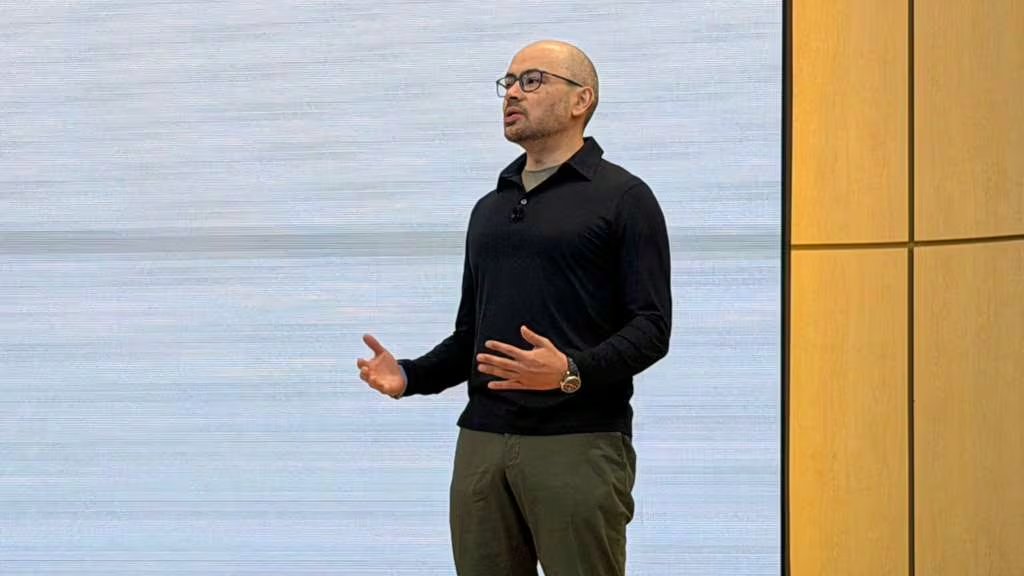 Demis Hassabis, CEO de Google DeepMind, asegura que la IAG llegará en el 2030.
