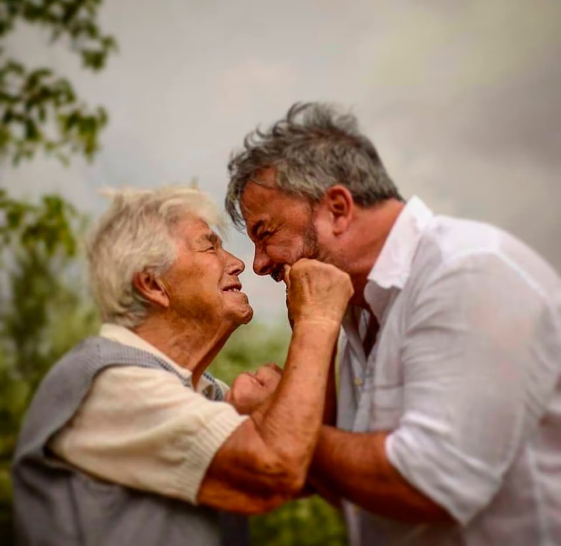 Donato De Santis con su mamá, María
